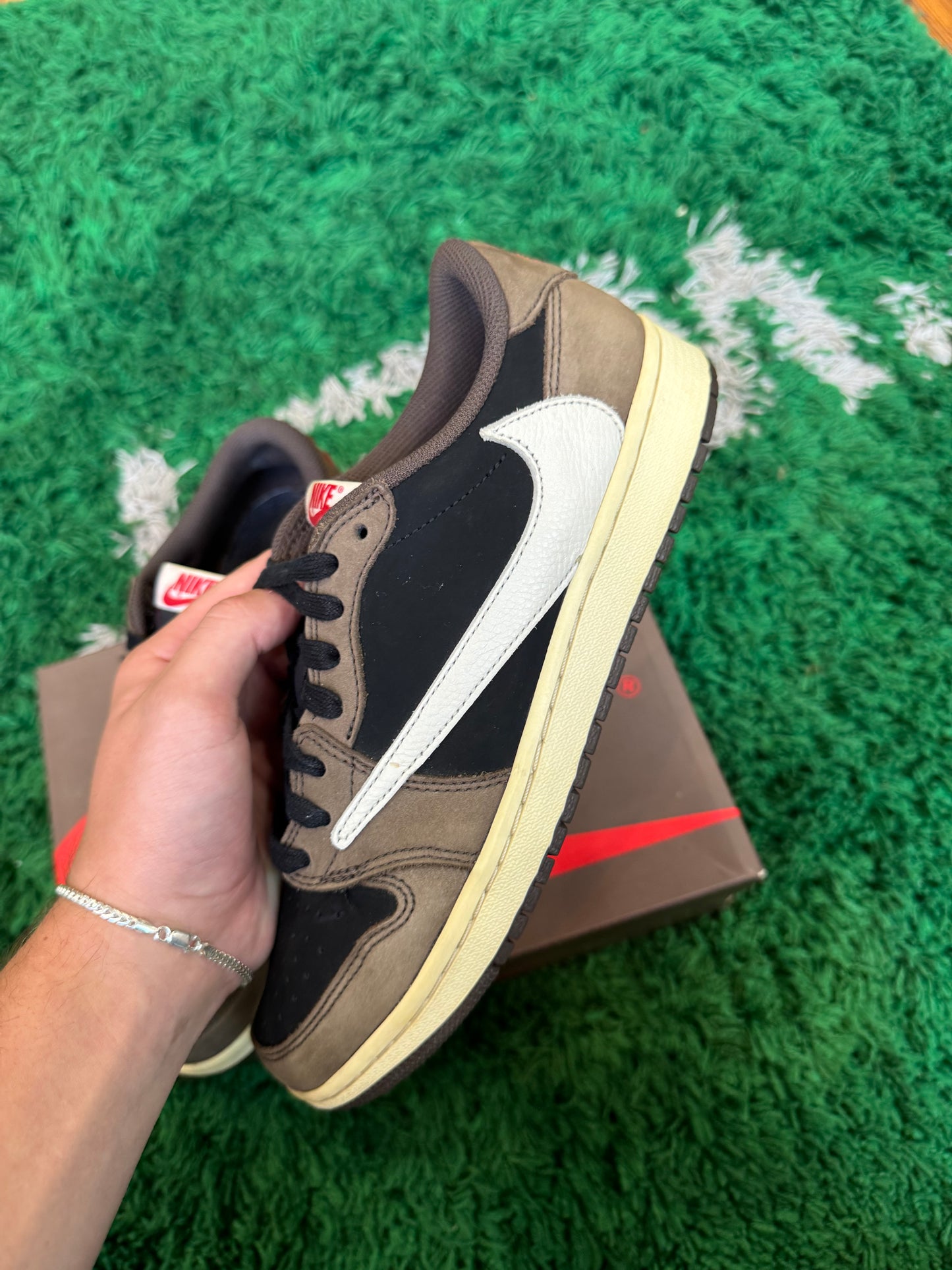 Jordan 1 Low Travis Scott “Mocha”
