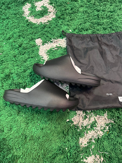 Yeezy Slide “Onyx” YS-01