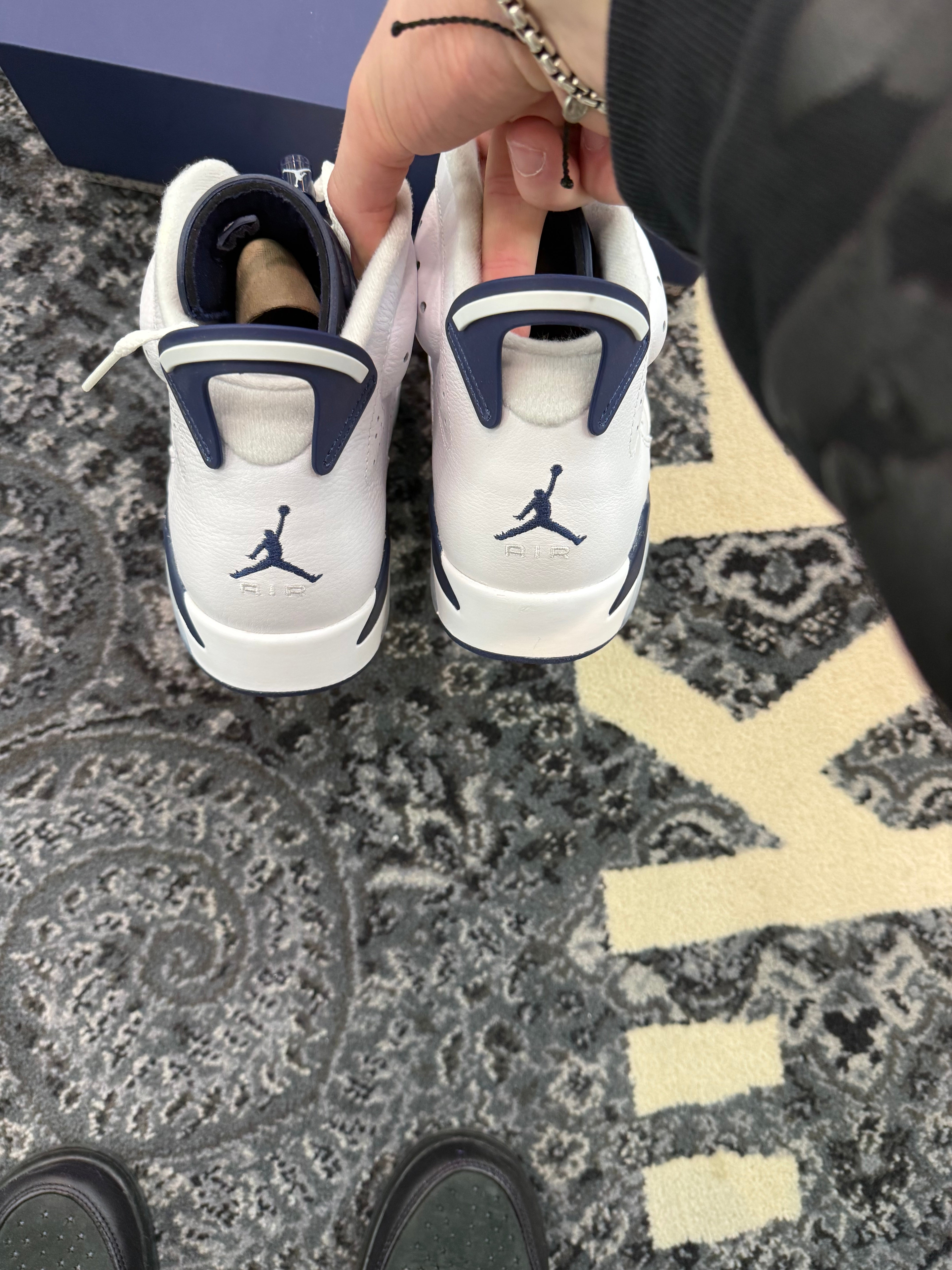 Jordan 6 “Midnight Navy”