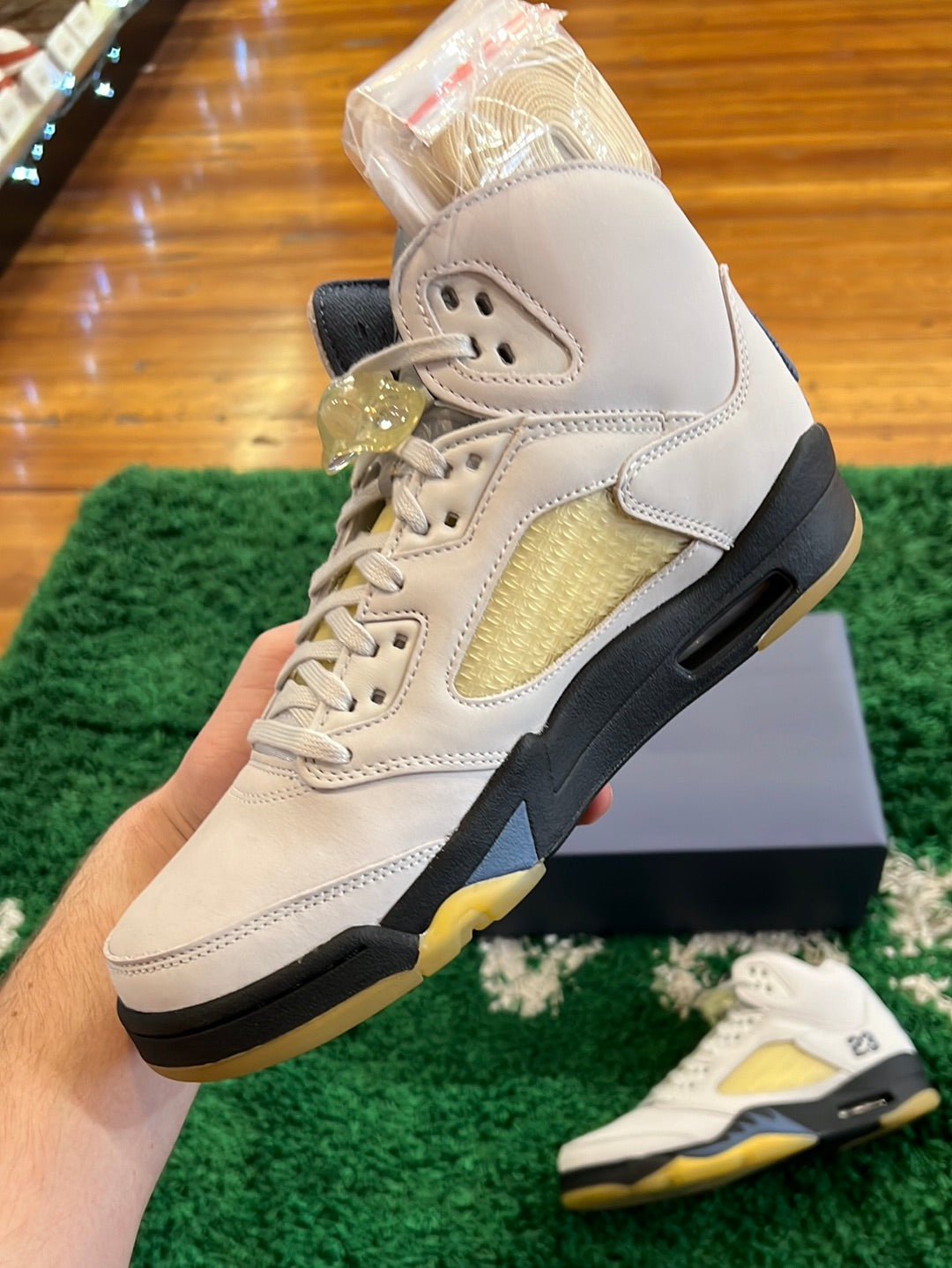 Jordan 5 x A Ma Maniere “Dawn”