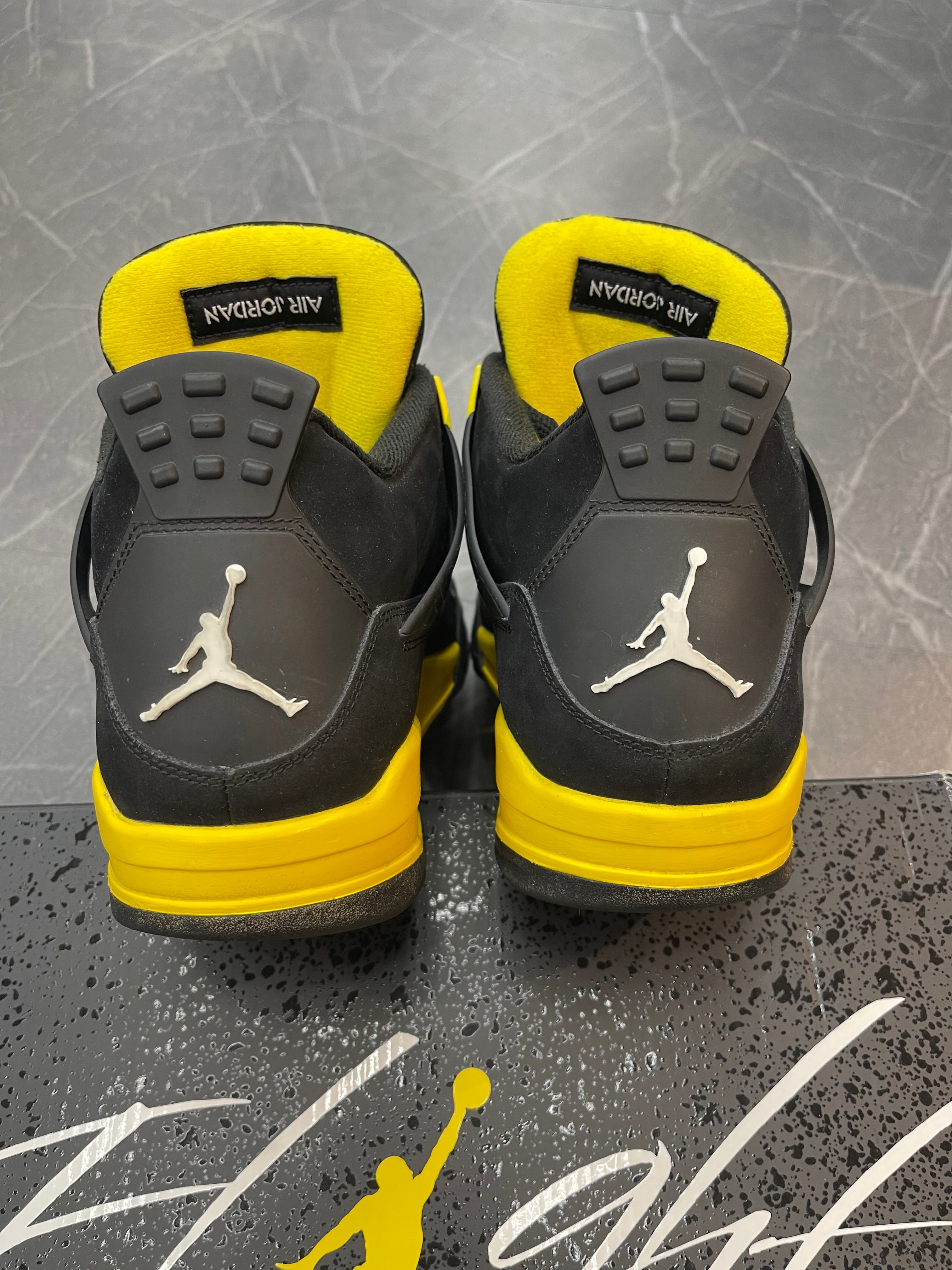 Jordan 4 “Thunder”
