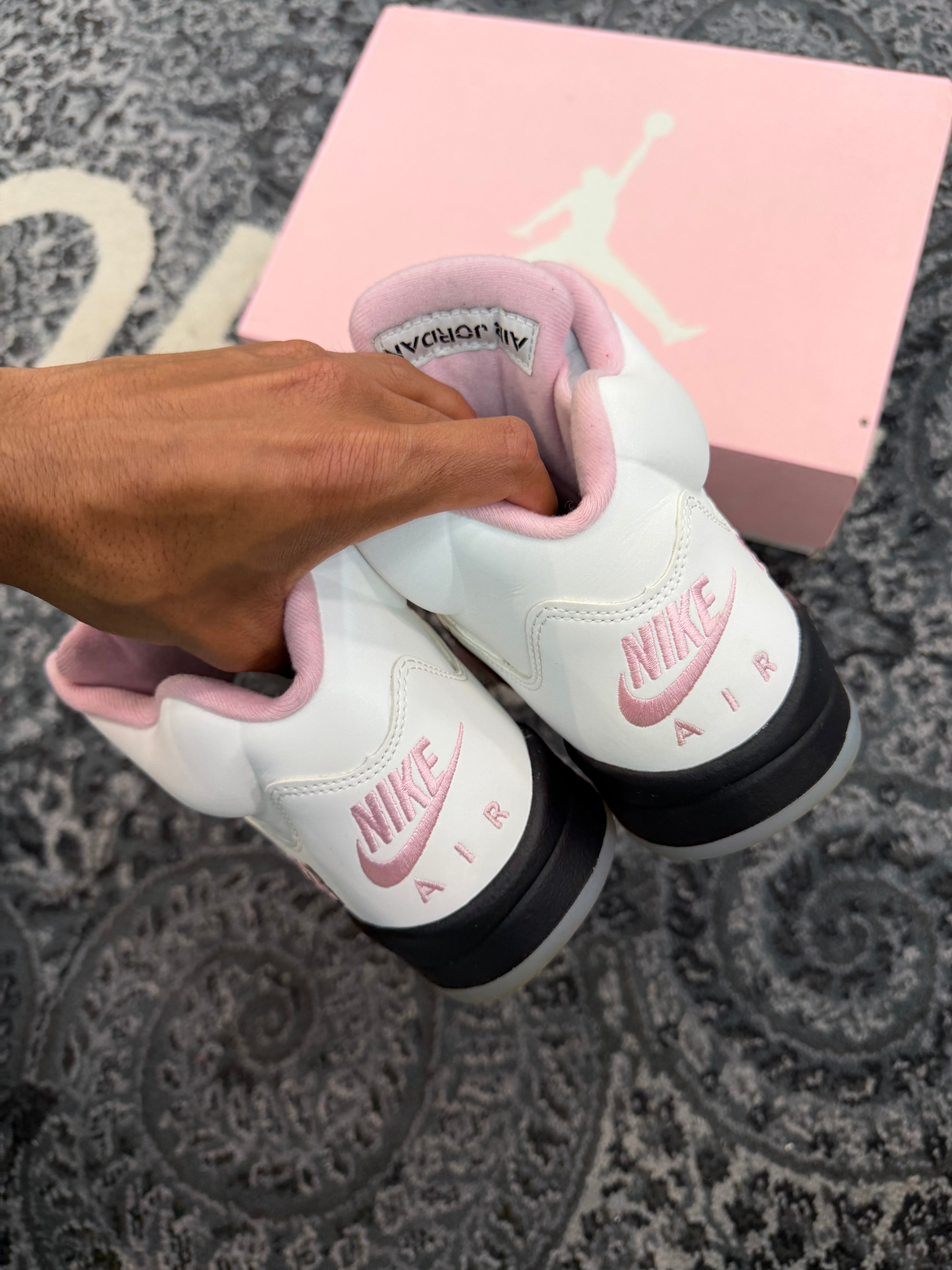 Jordan 5 “Medium Soft Pink”