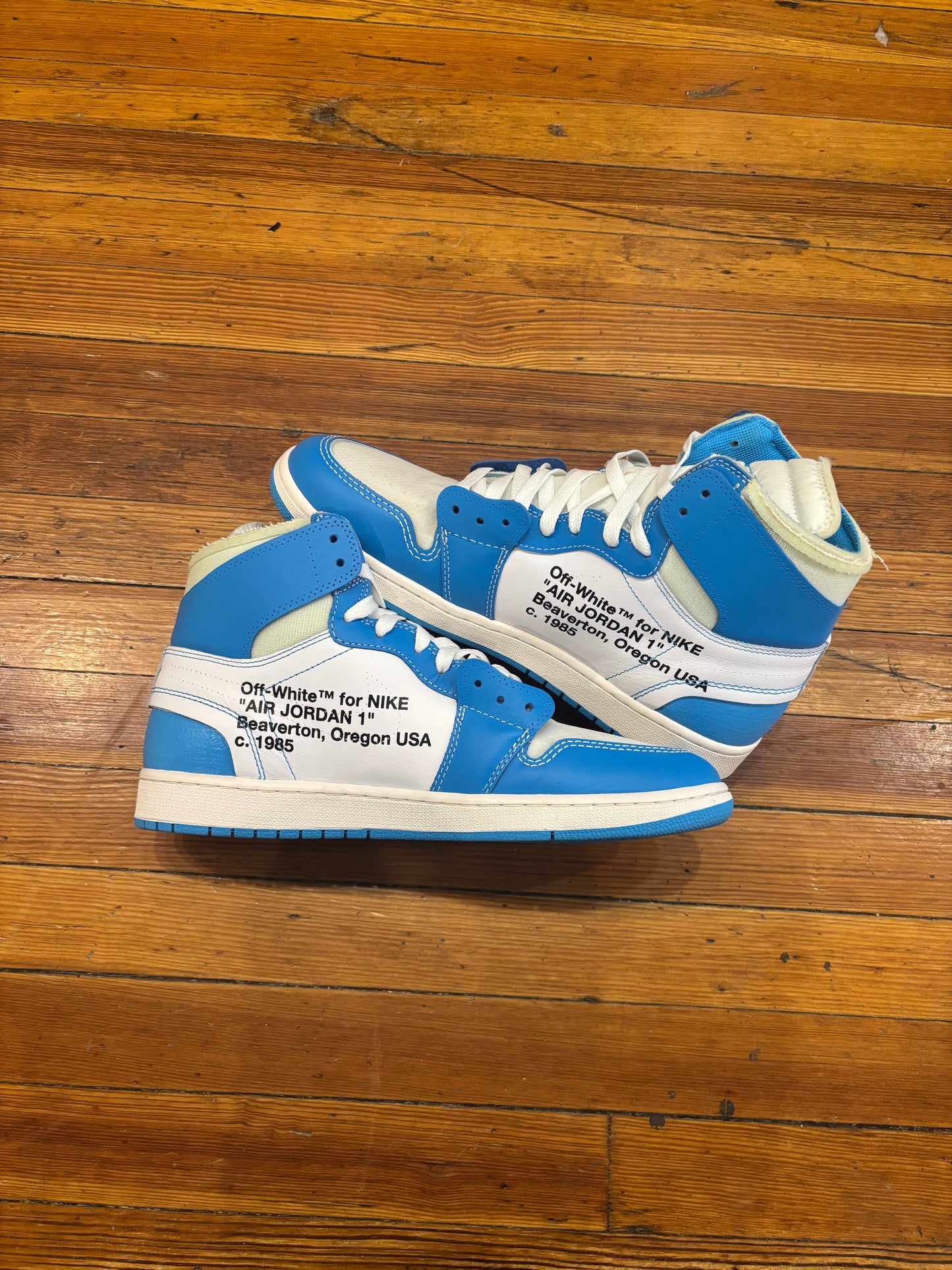 Jordan 1 High x Off White “University Blue”