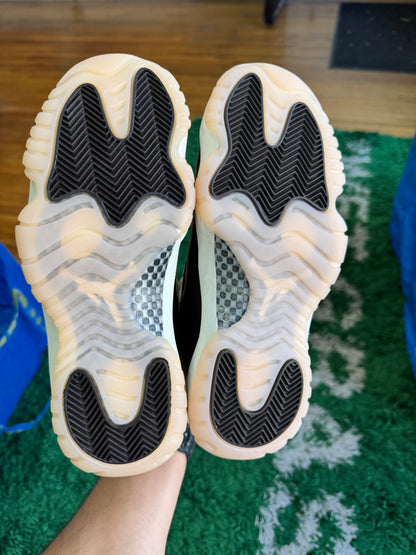 Jordan 11 “Neapolitan”