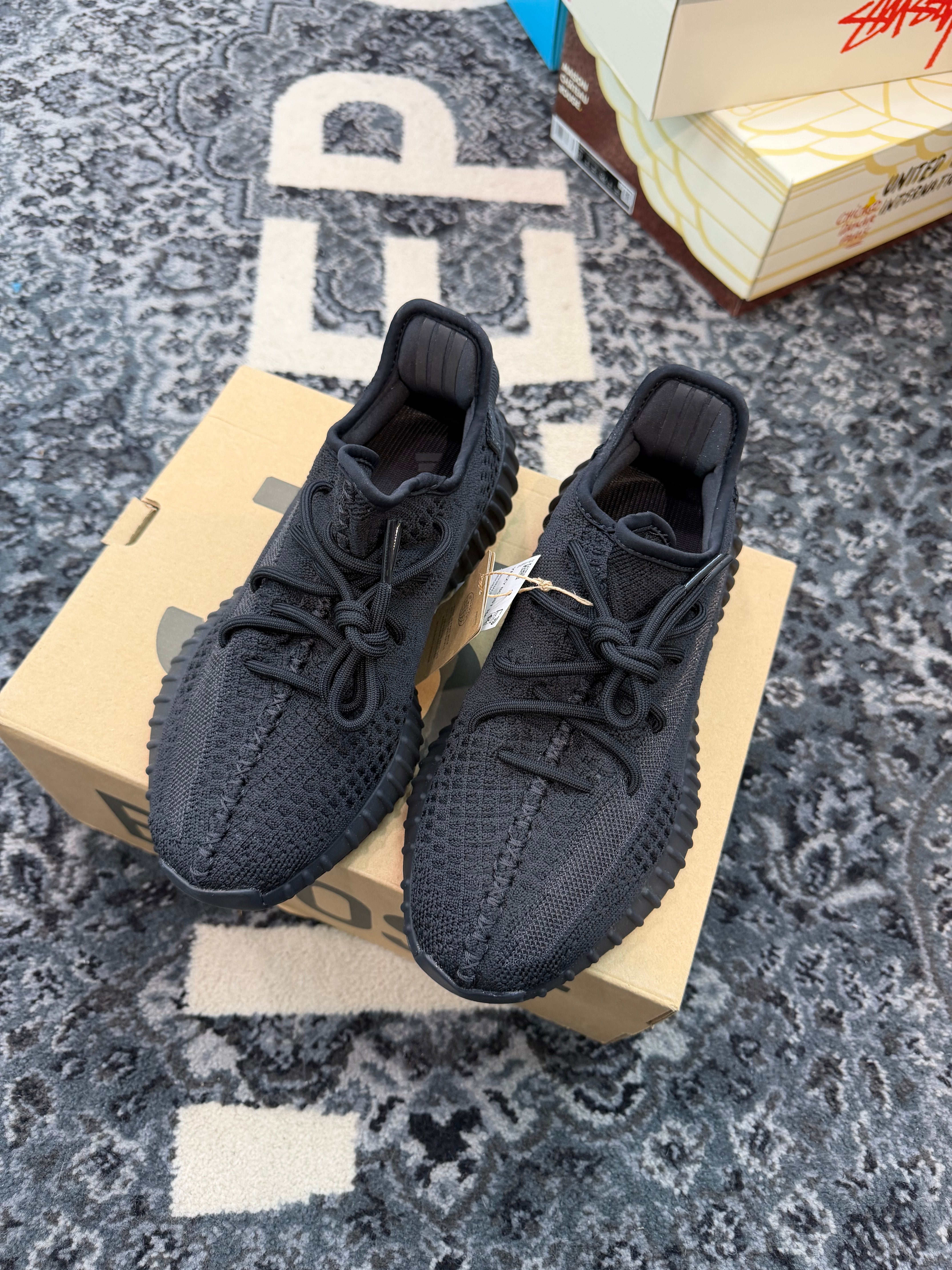 Yeezy 350 V2 “Onyx”
