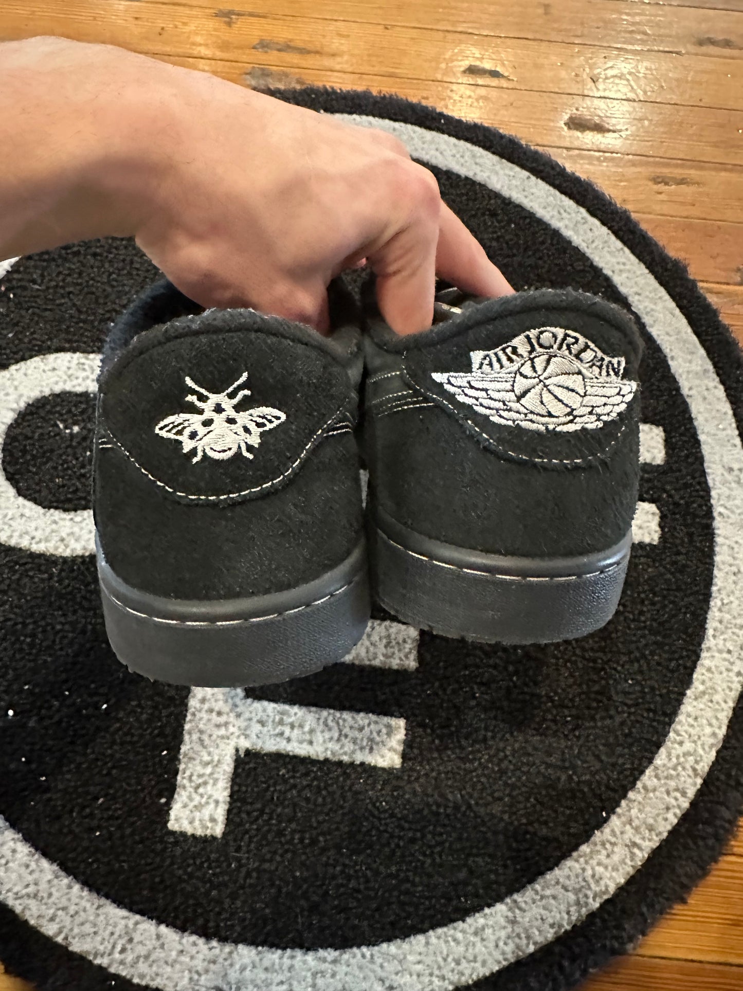 Jordan 1 Travis Low “Phantom”