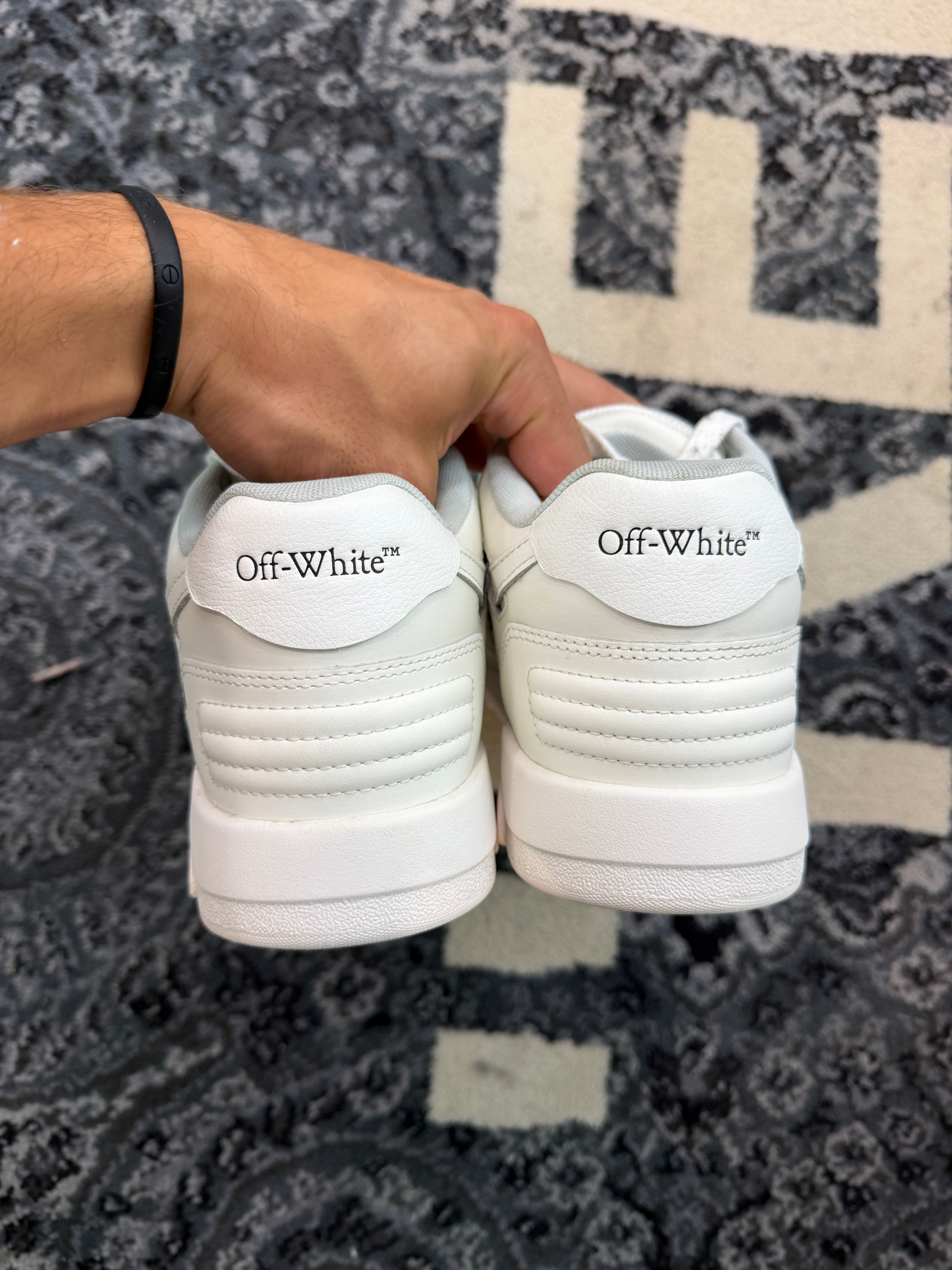 Off White Out Of Office “White”