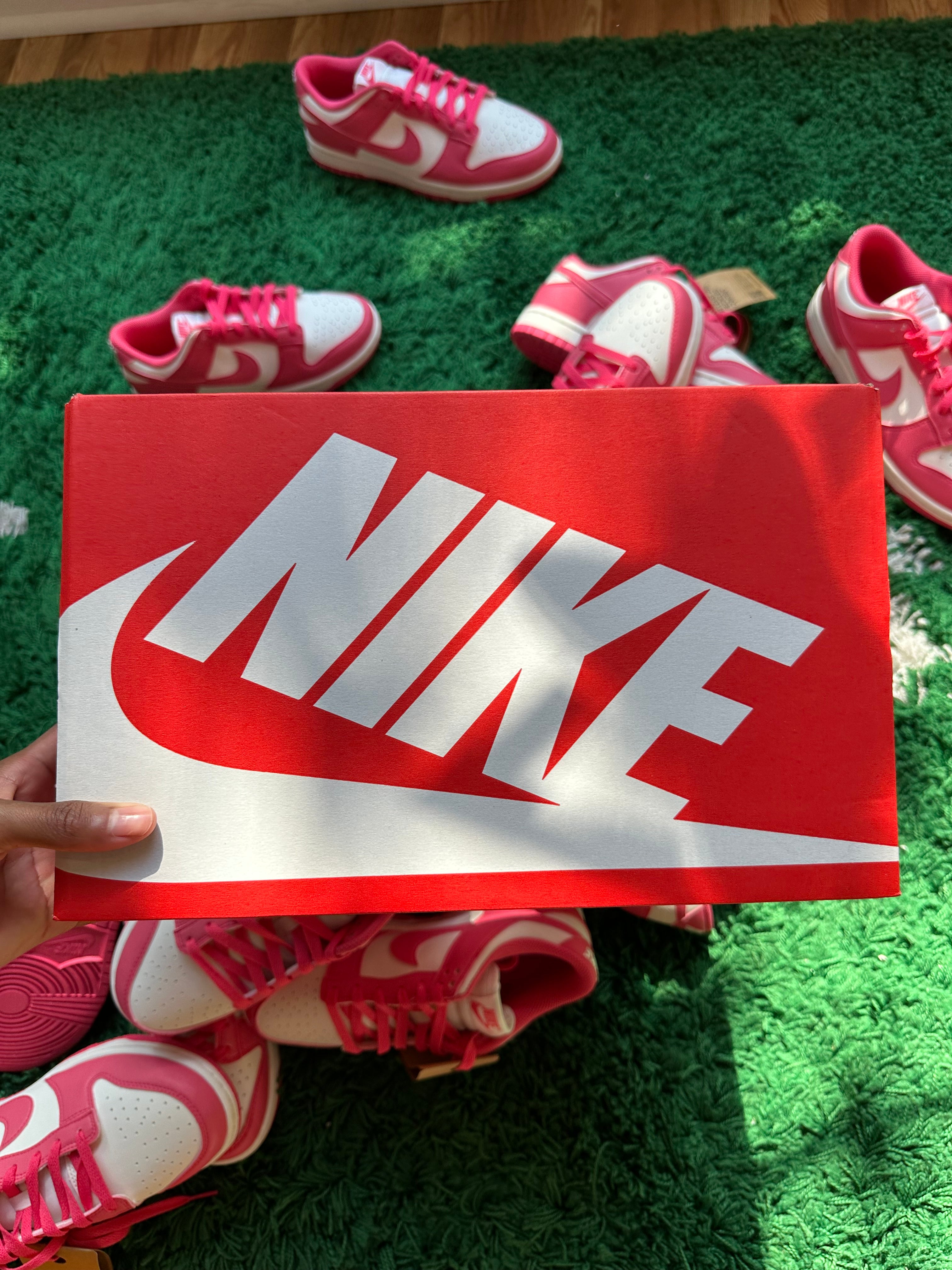 Nike Dunk Low “Aster Pink”