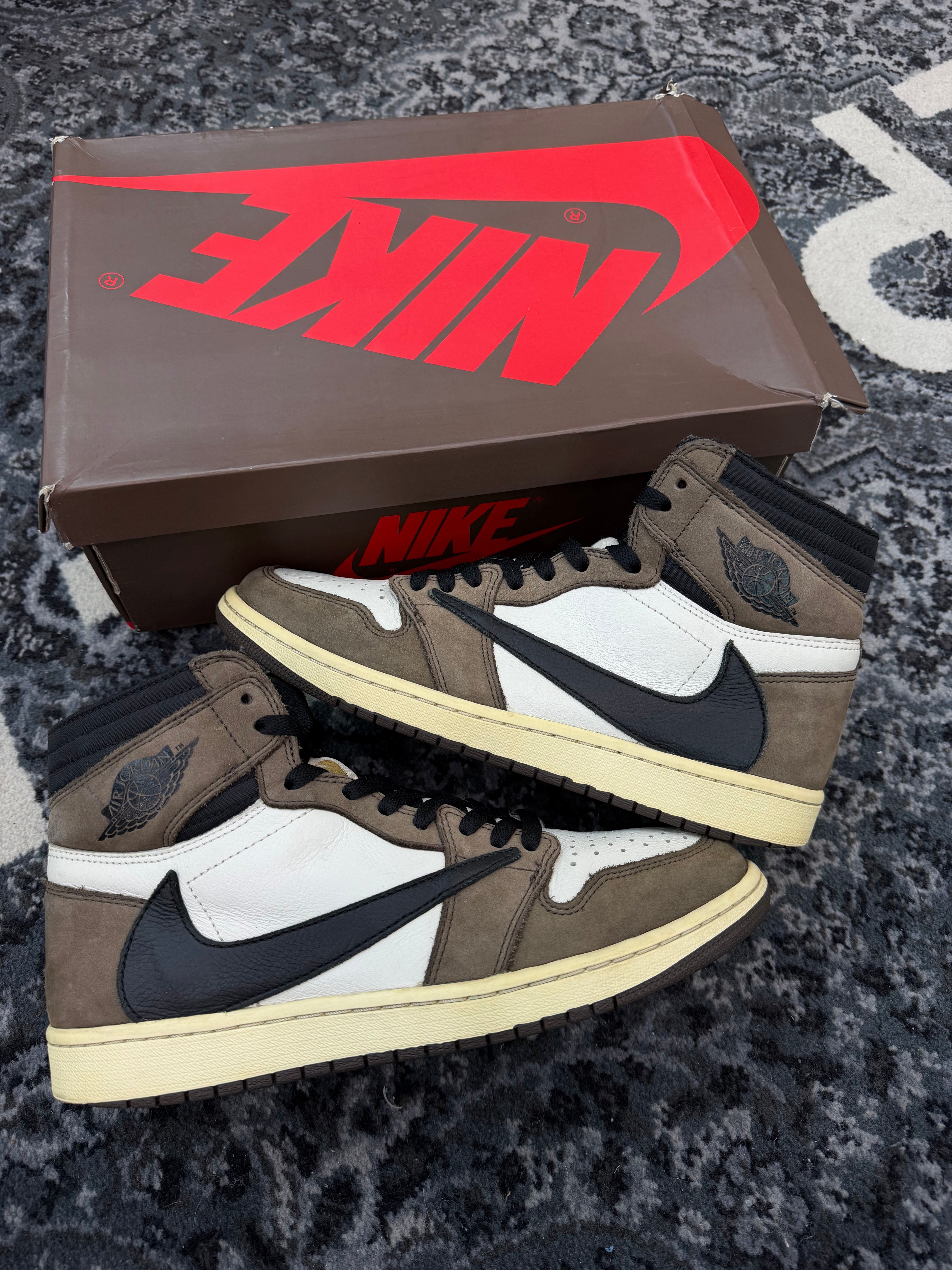 Jordan 1 High x Travis Scott “Mocha”