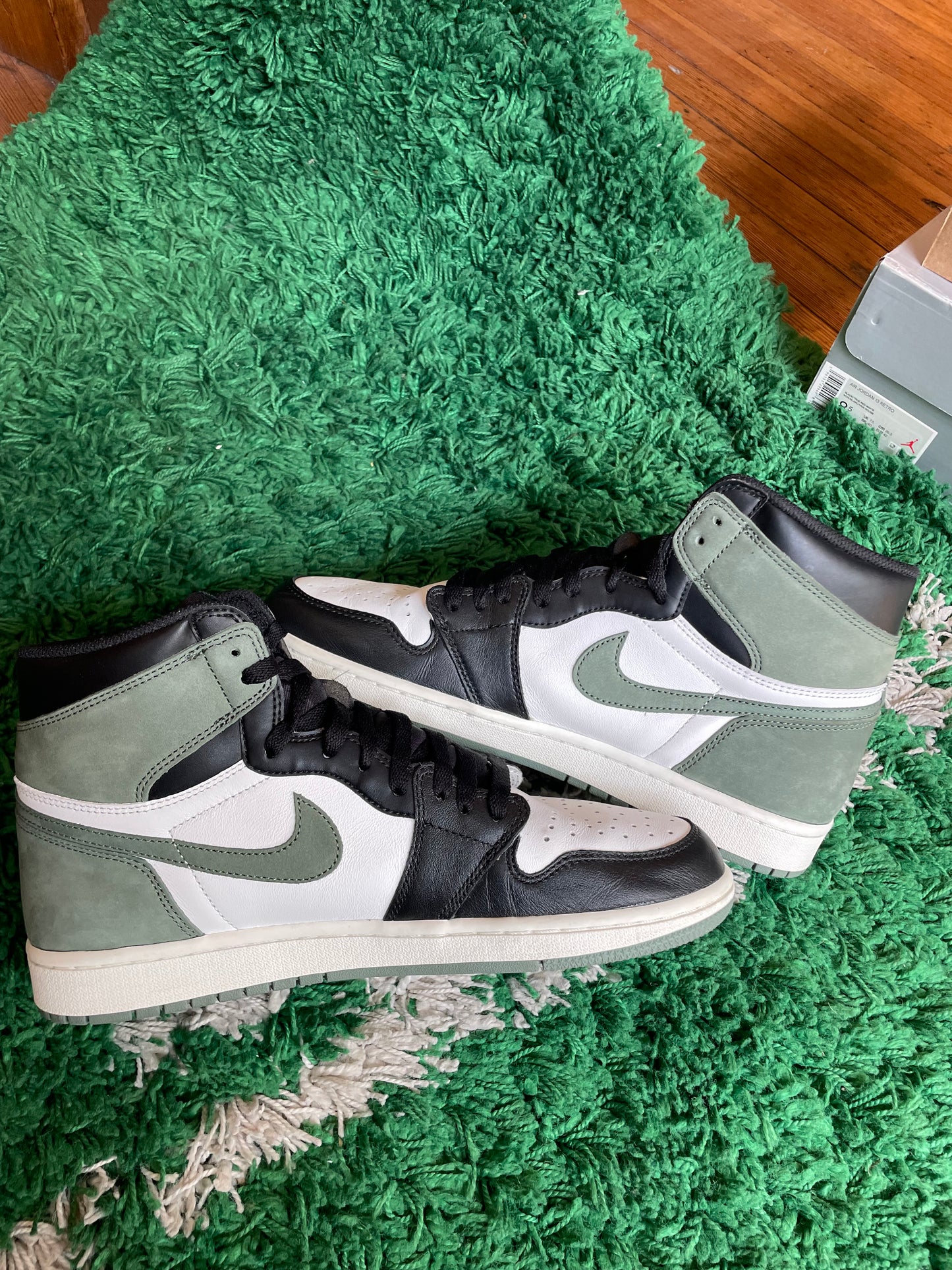 Jordan 1 High “Clay Green”