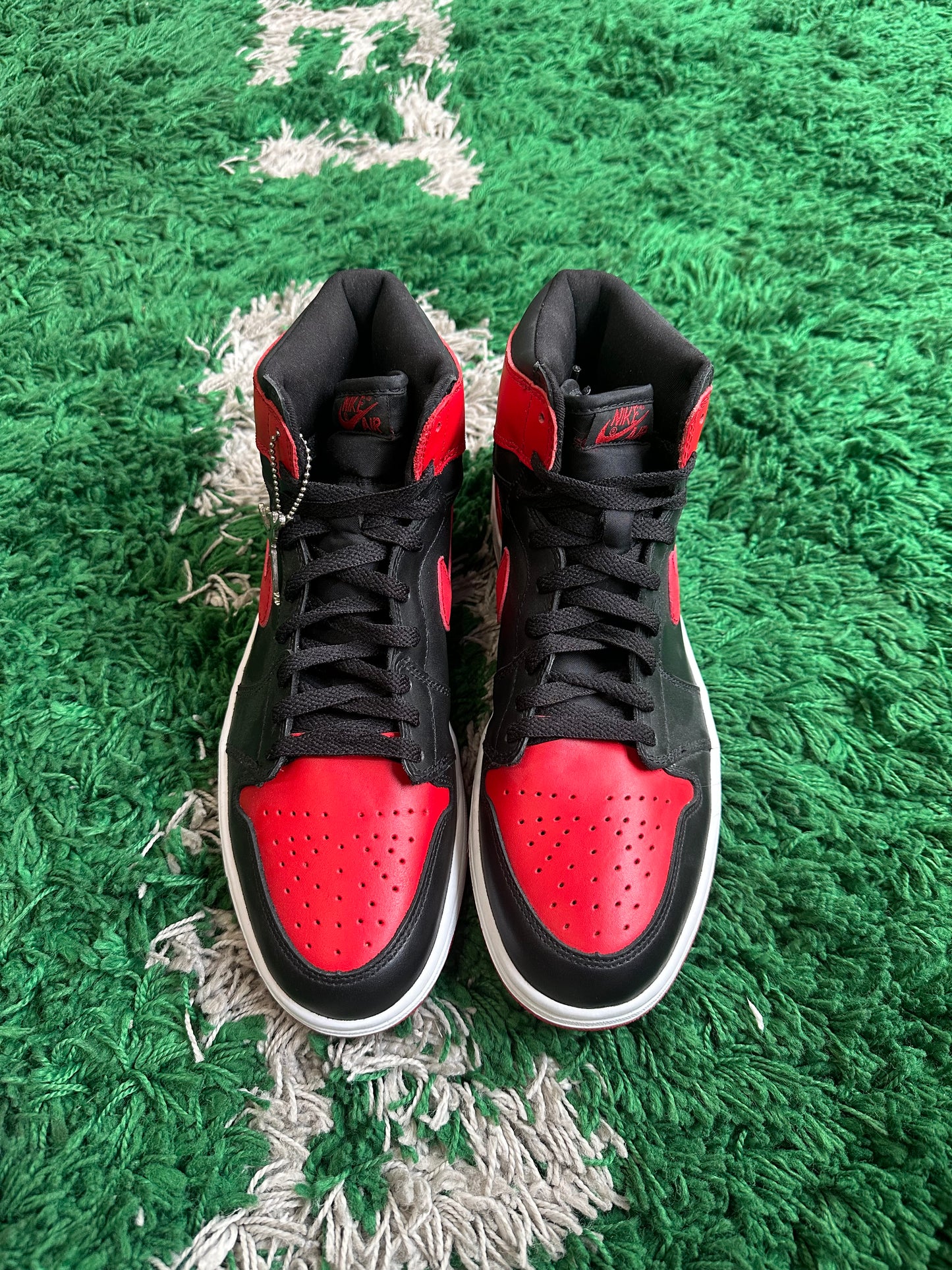 Jordan 1 Bred (2001)