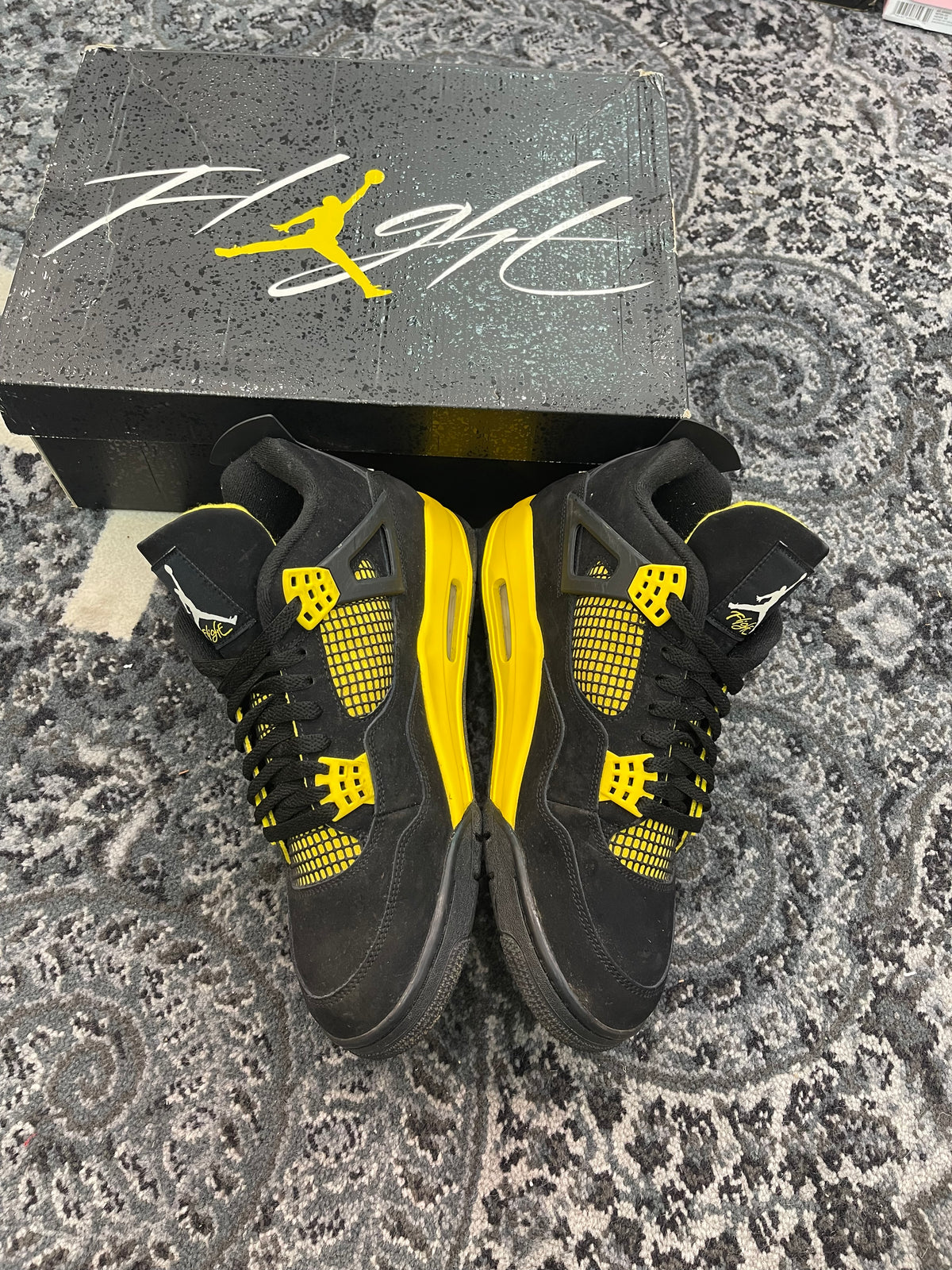Jordan 4 “Thunder”