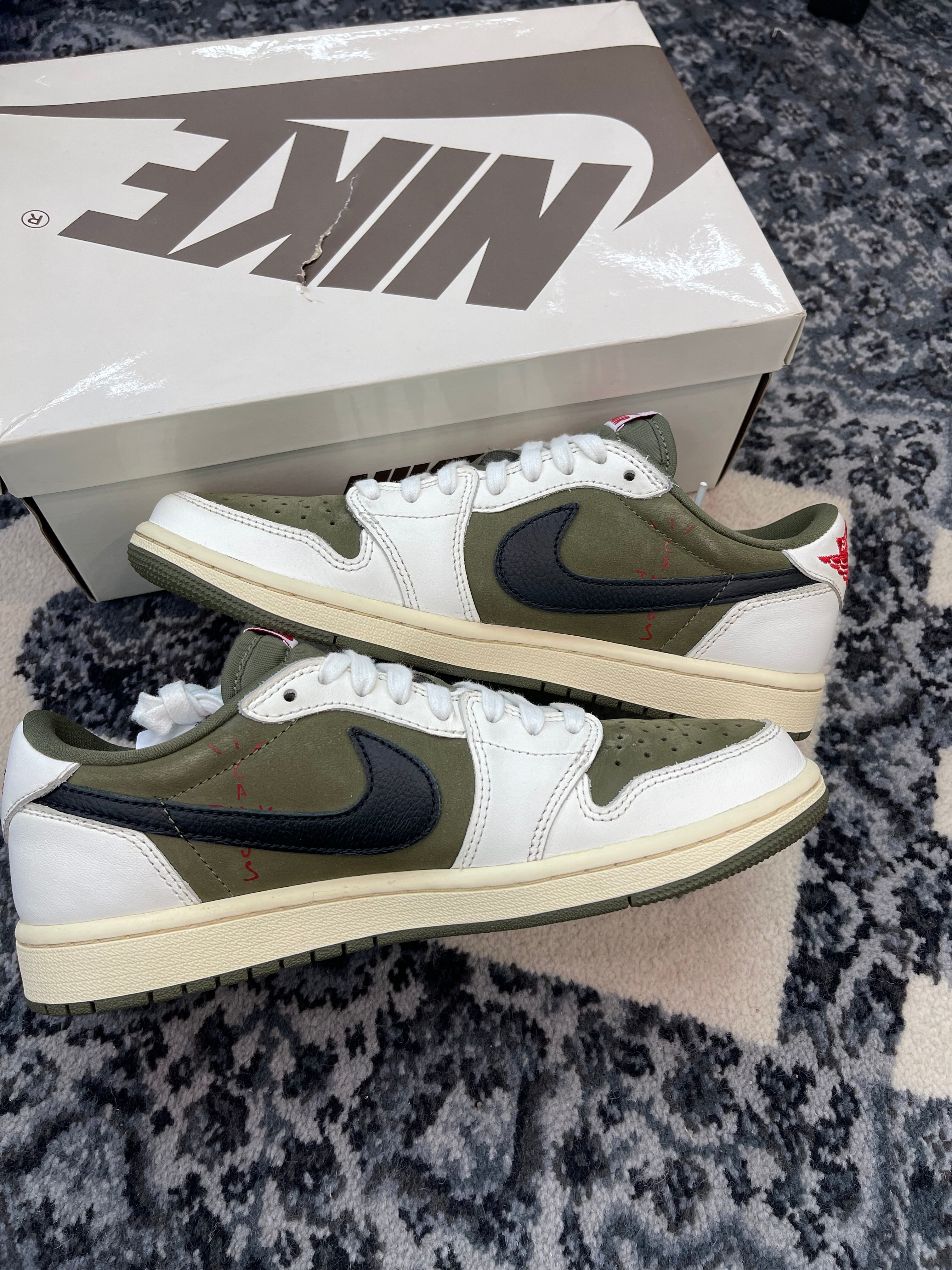 Jordan 1 Low x Travis Scott “Medium Olive”