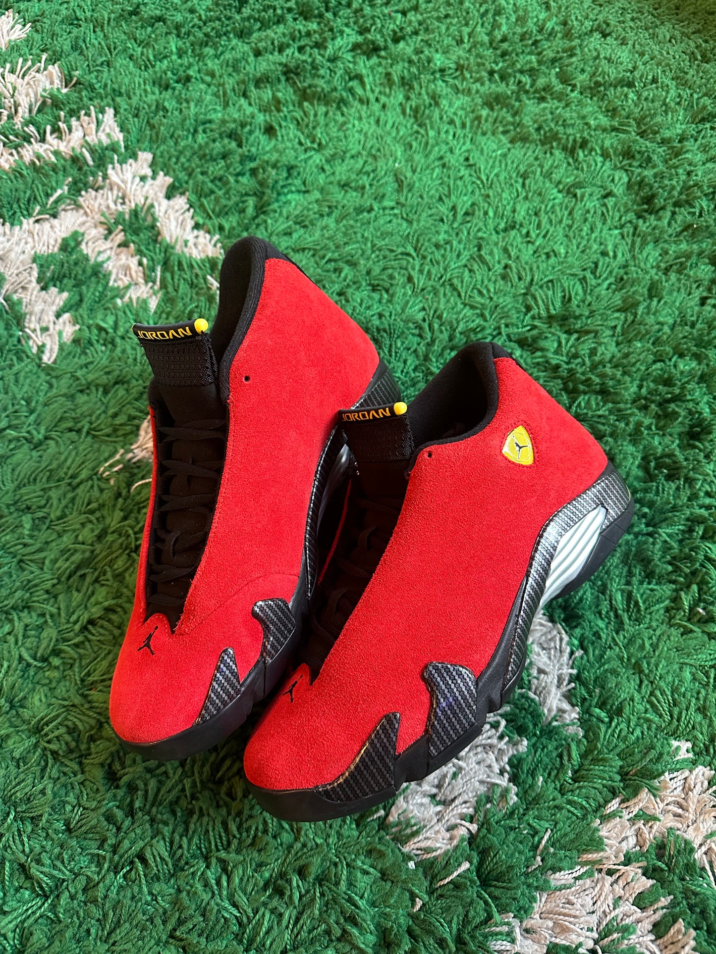 Jordan 14 “Ferrari”