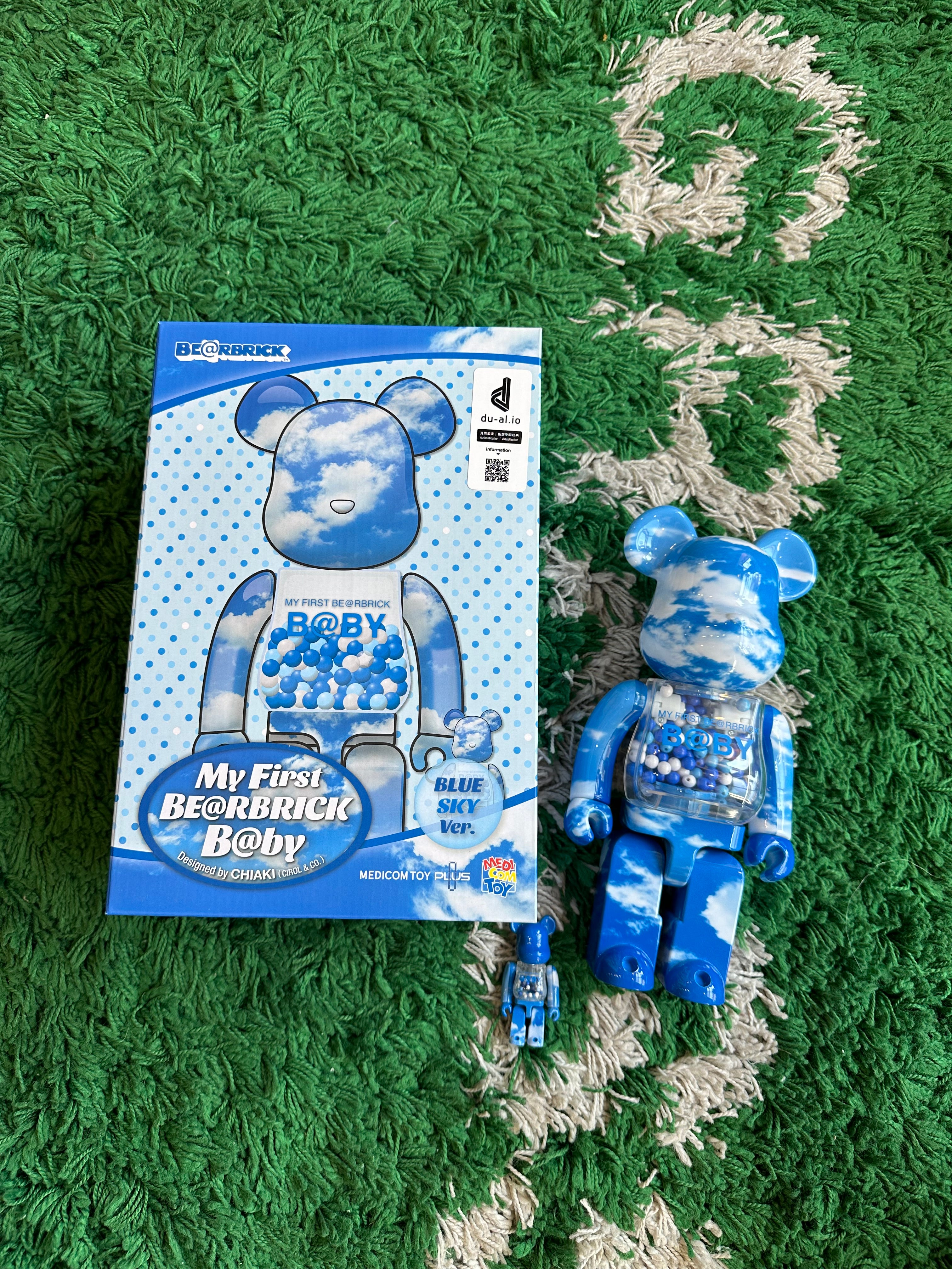BearBrick 400% & 100% “Sky Brick”
