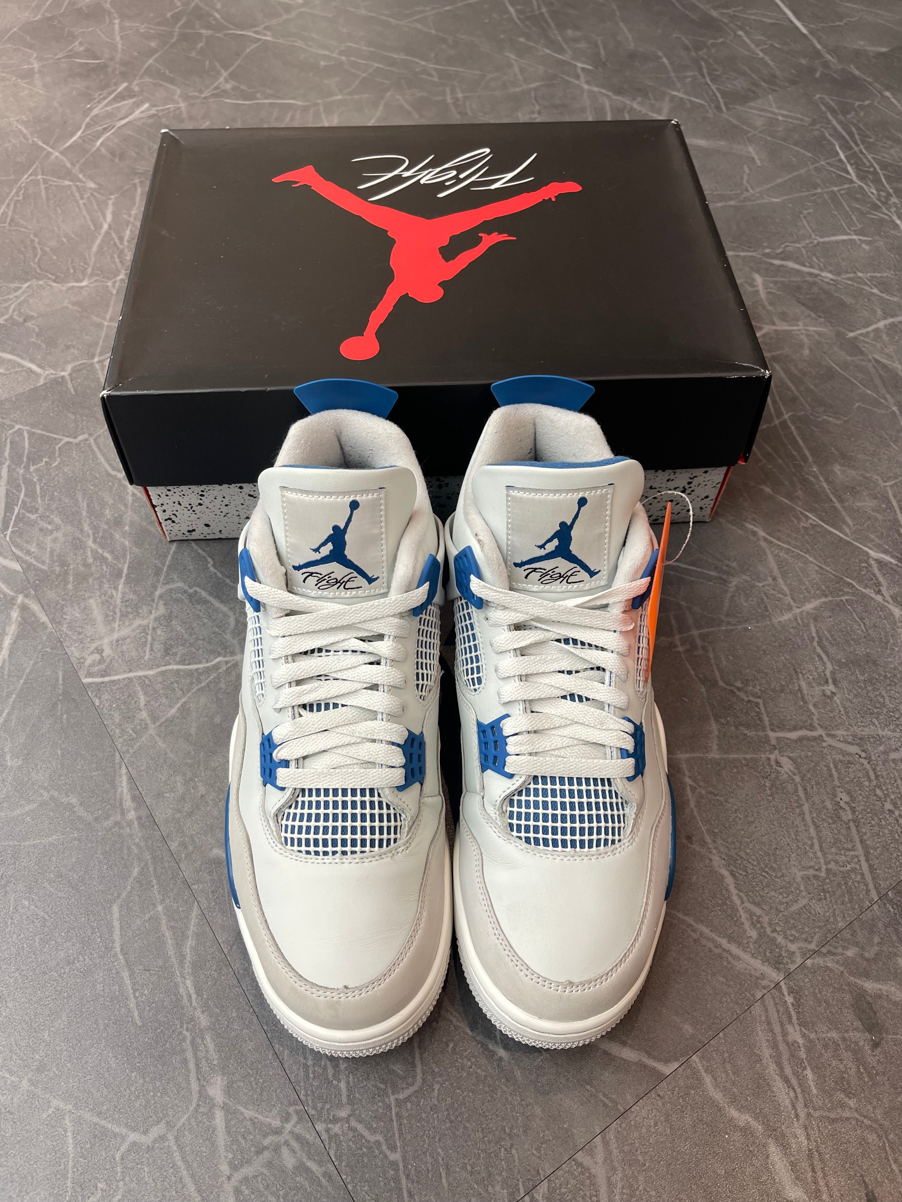 Jordan 4 “Military Blue”