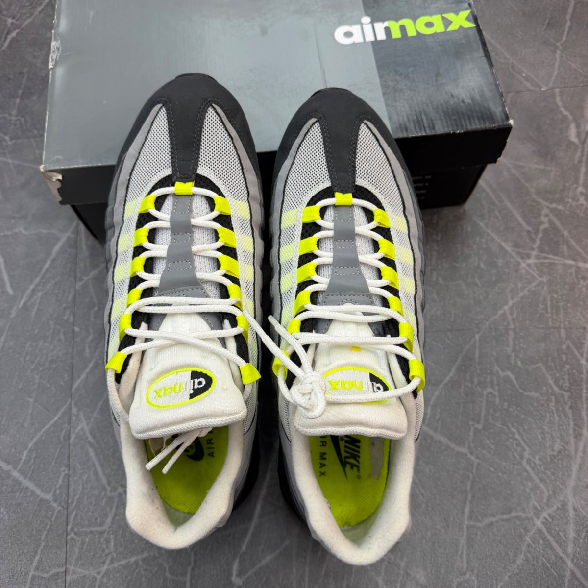 Nike Air Max 95 OG Neon (2020) (Size 12) (Lightly Worn)