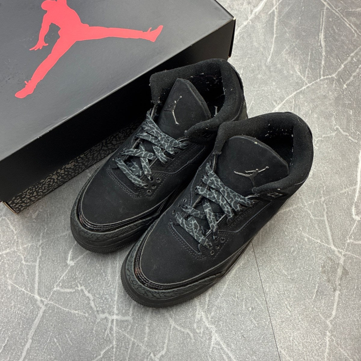 Jordan 3 Retro Black Cat (2025) (GS) - Image 3
