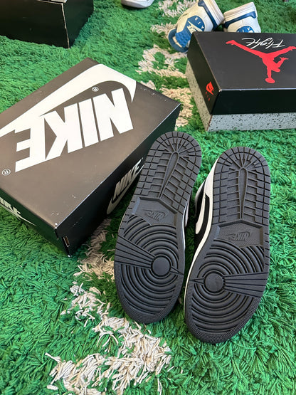 Jordan 1 High “Black White”