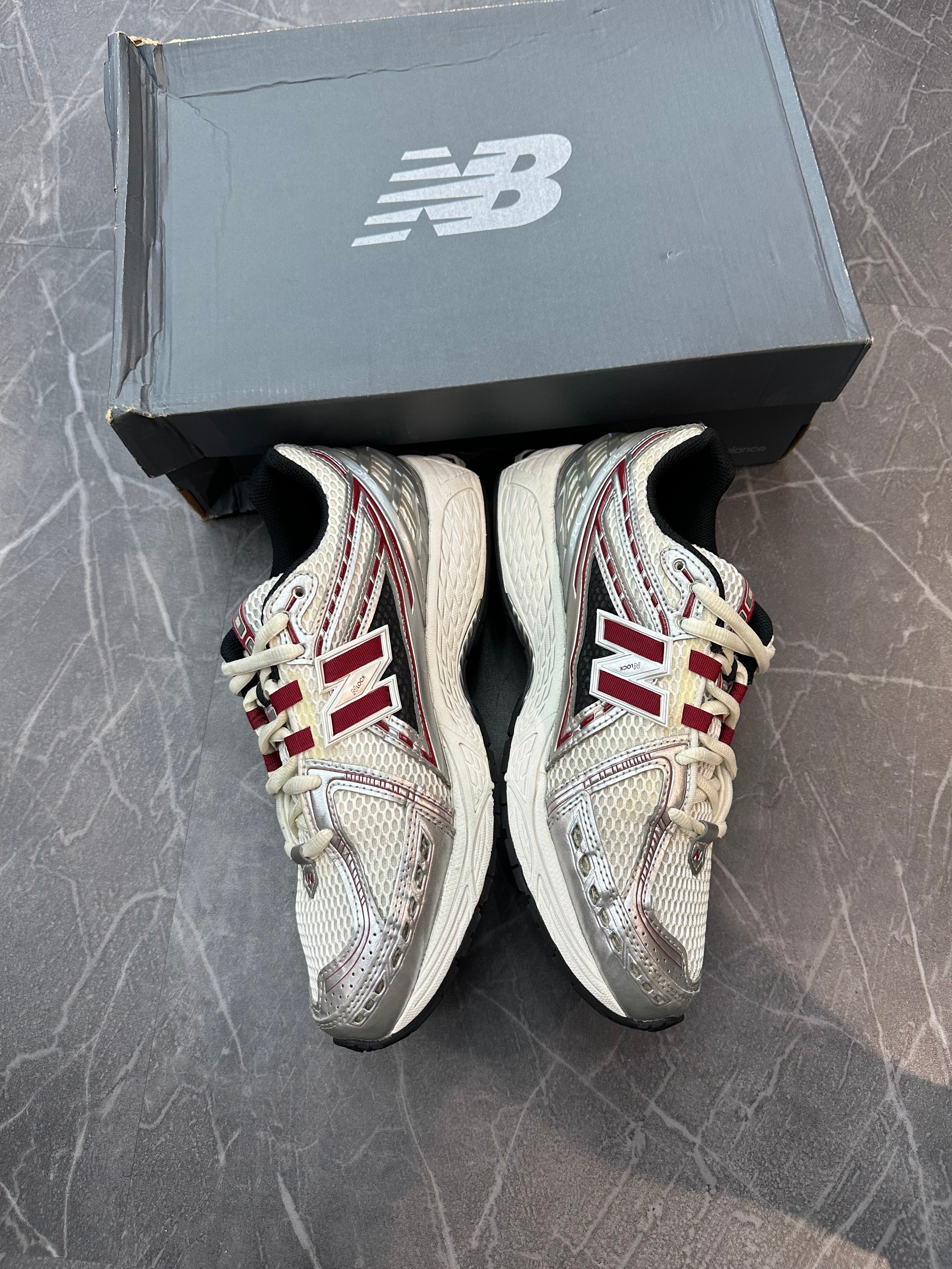 New Balance 1906R “Silver Classic Crimson”