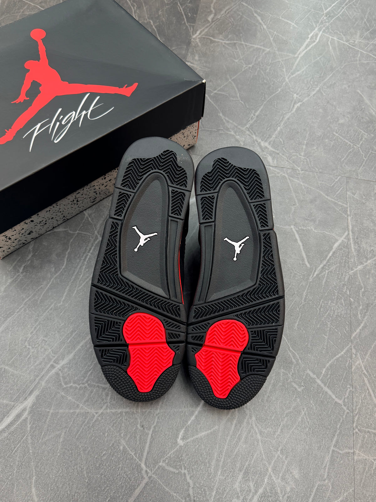 Jordan 4 “Red Thunder”