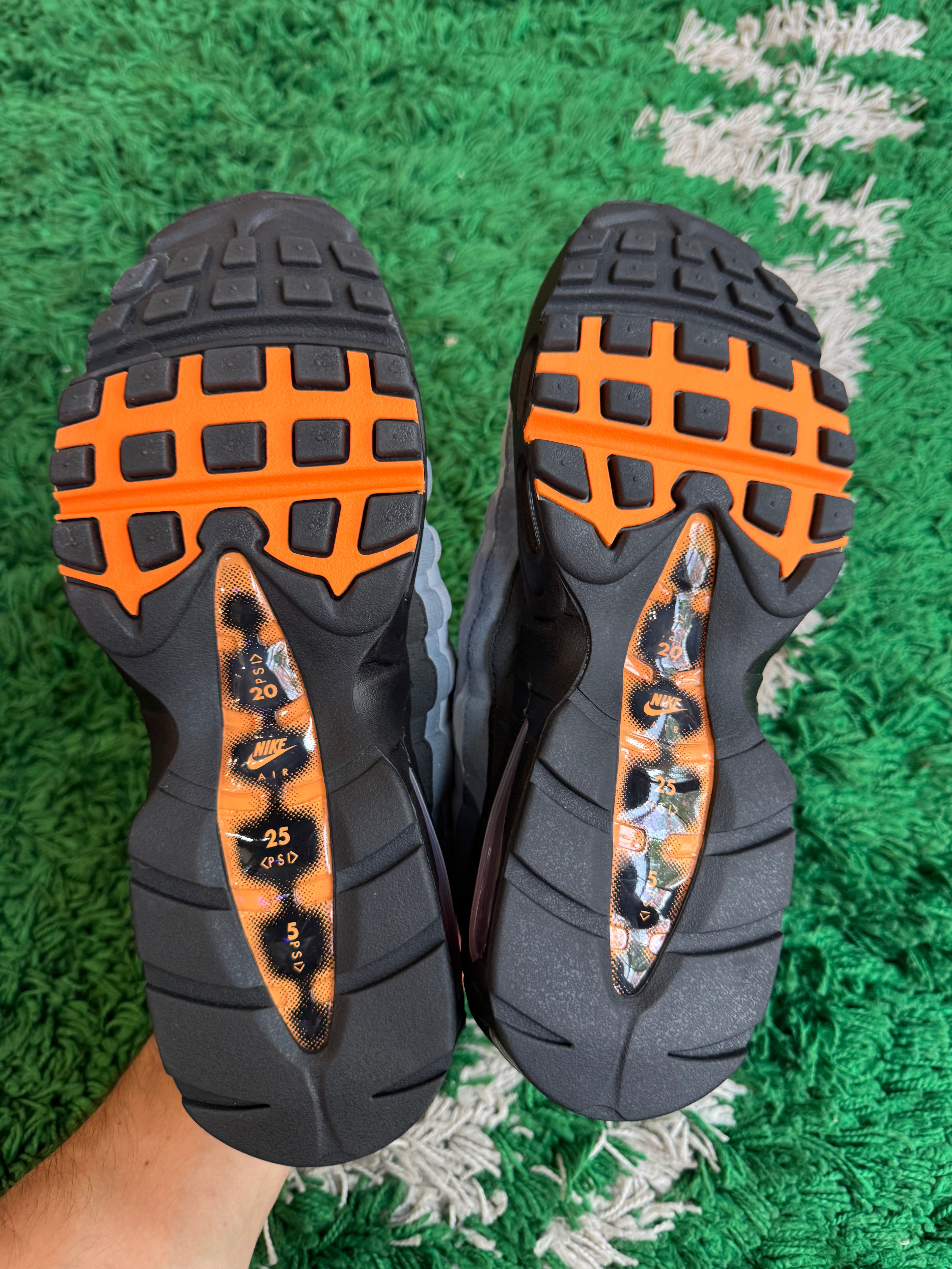 Nike Air Max 95 OG Big Bubble “Mandarin Orange”