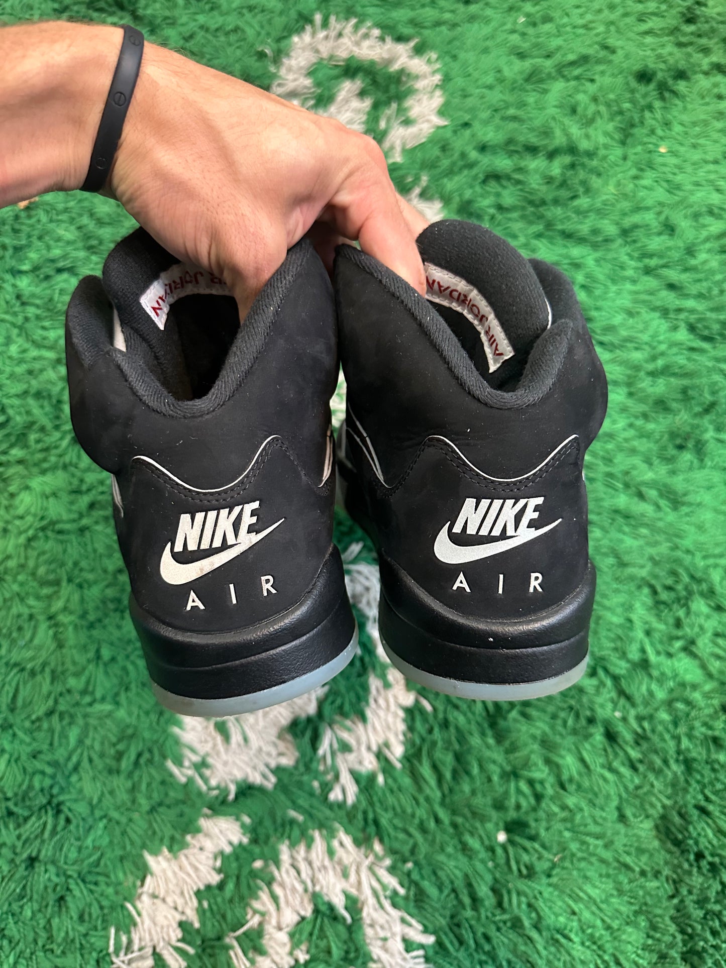 Jordan 5 “Black Metallic Reimagined”