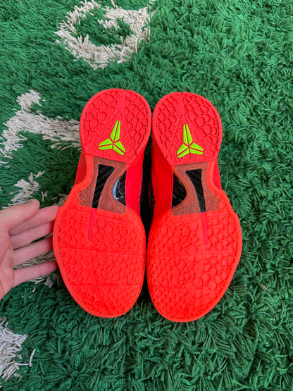 Kobe 6 Protro “Reverse Grinch”