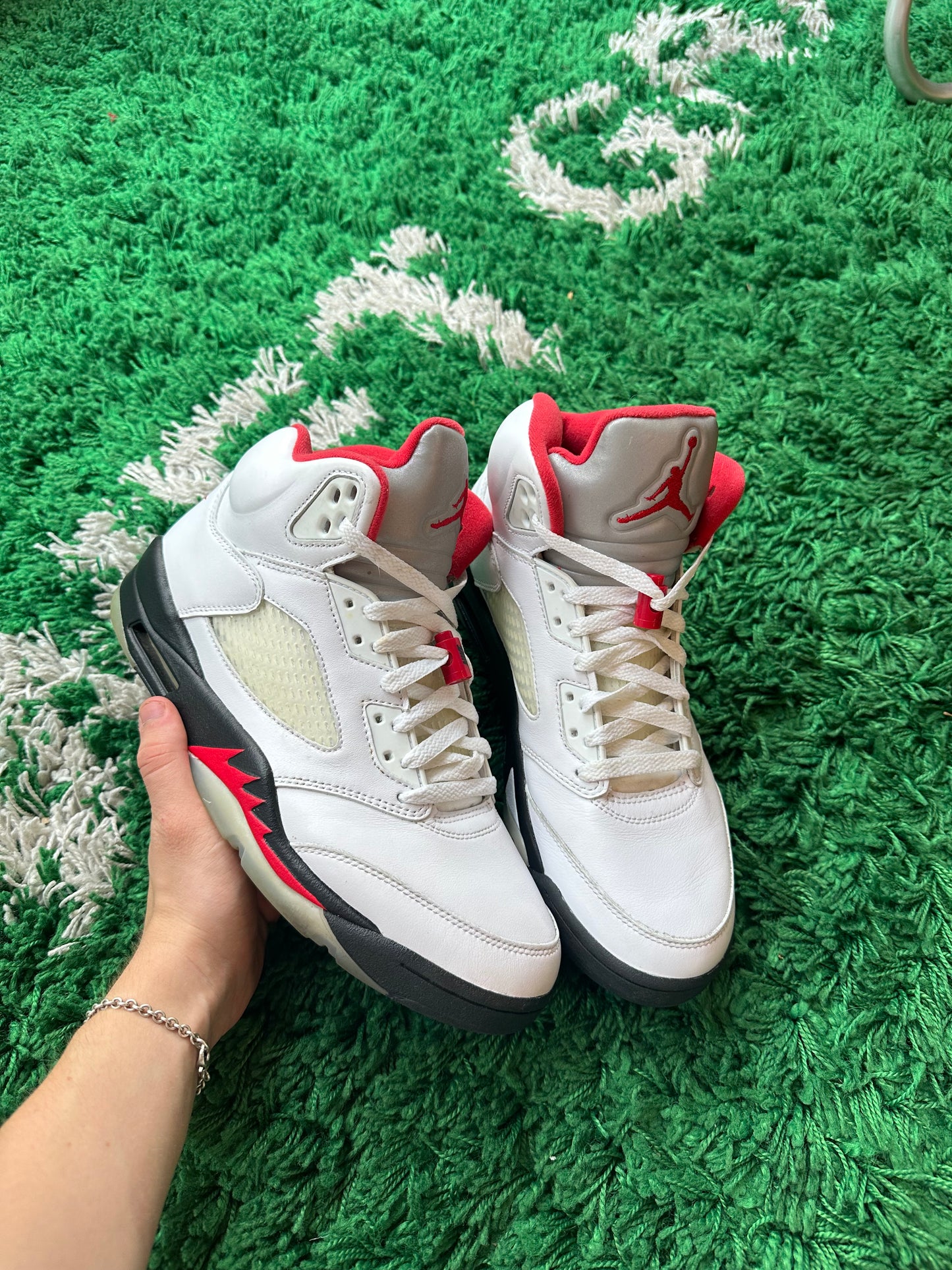 Jordan 5 “Fire Red” (2020)