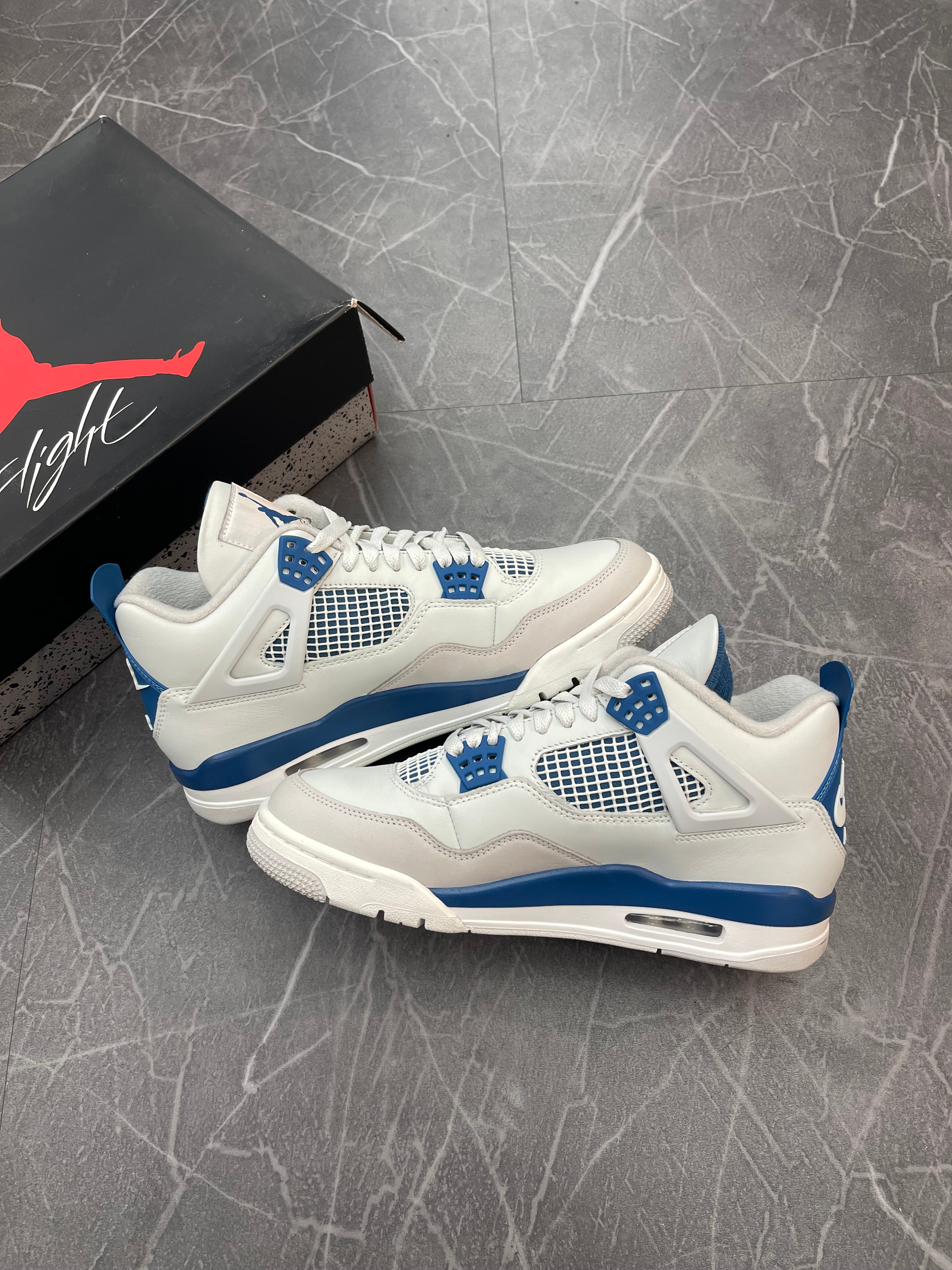 Jordan 4 “Military Blue”