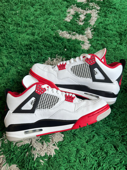 Jordan 4 “Fire Red”