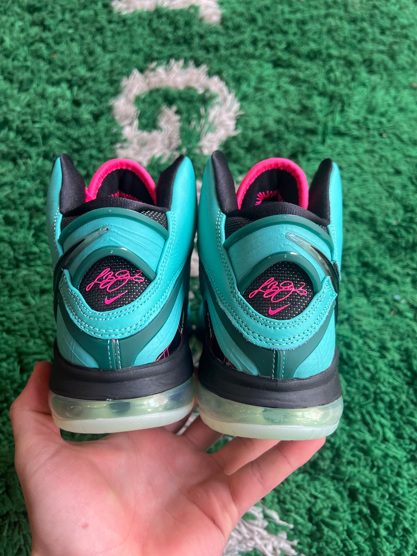 Nike LeBron 8 “South Beach” (2021)