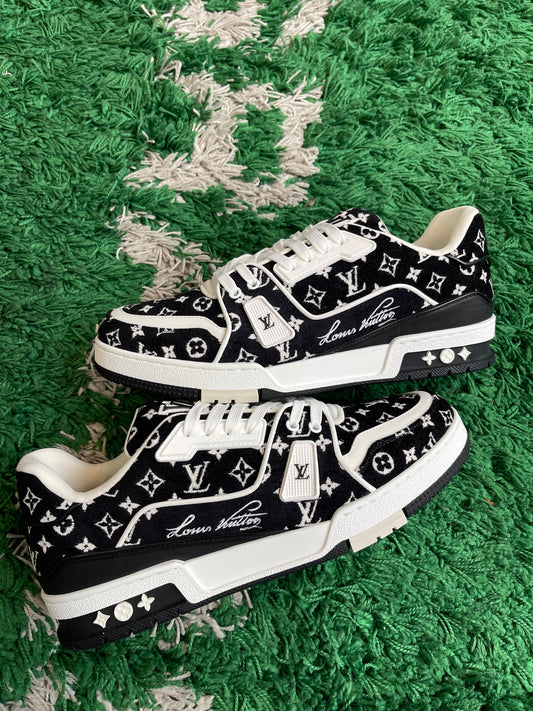 Louis Vuitton Trainer “Black Monogram Textile”