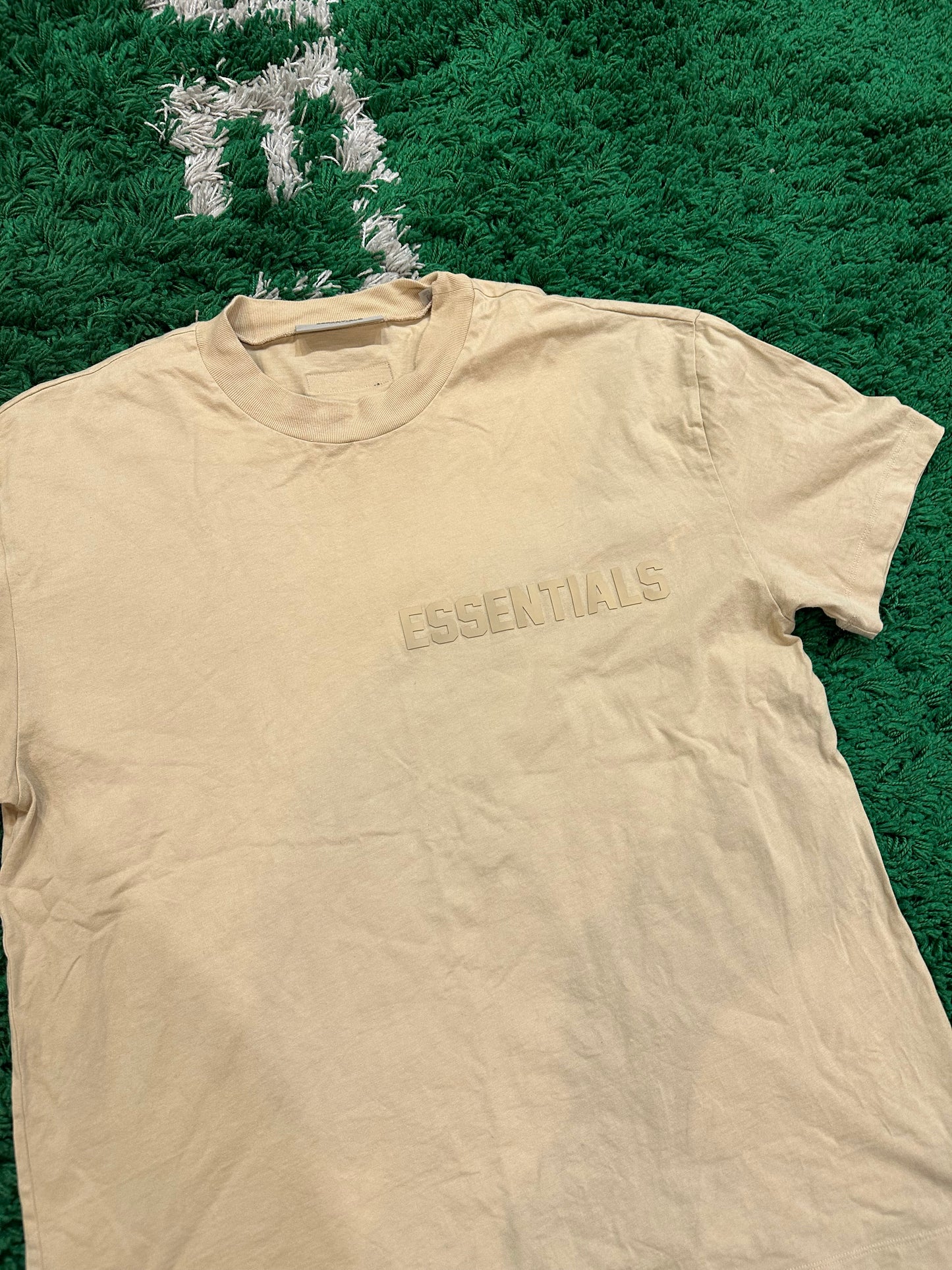 Essentials Tee “Sand”