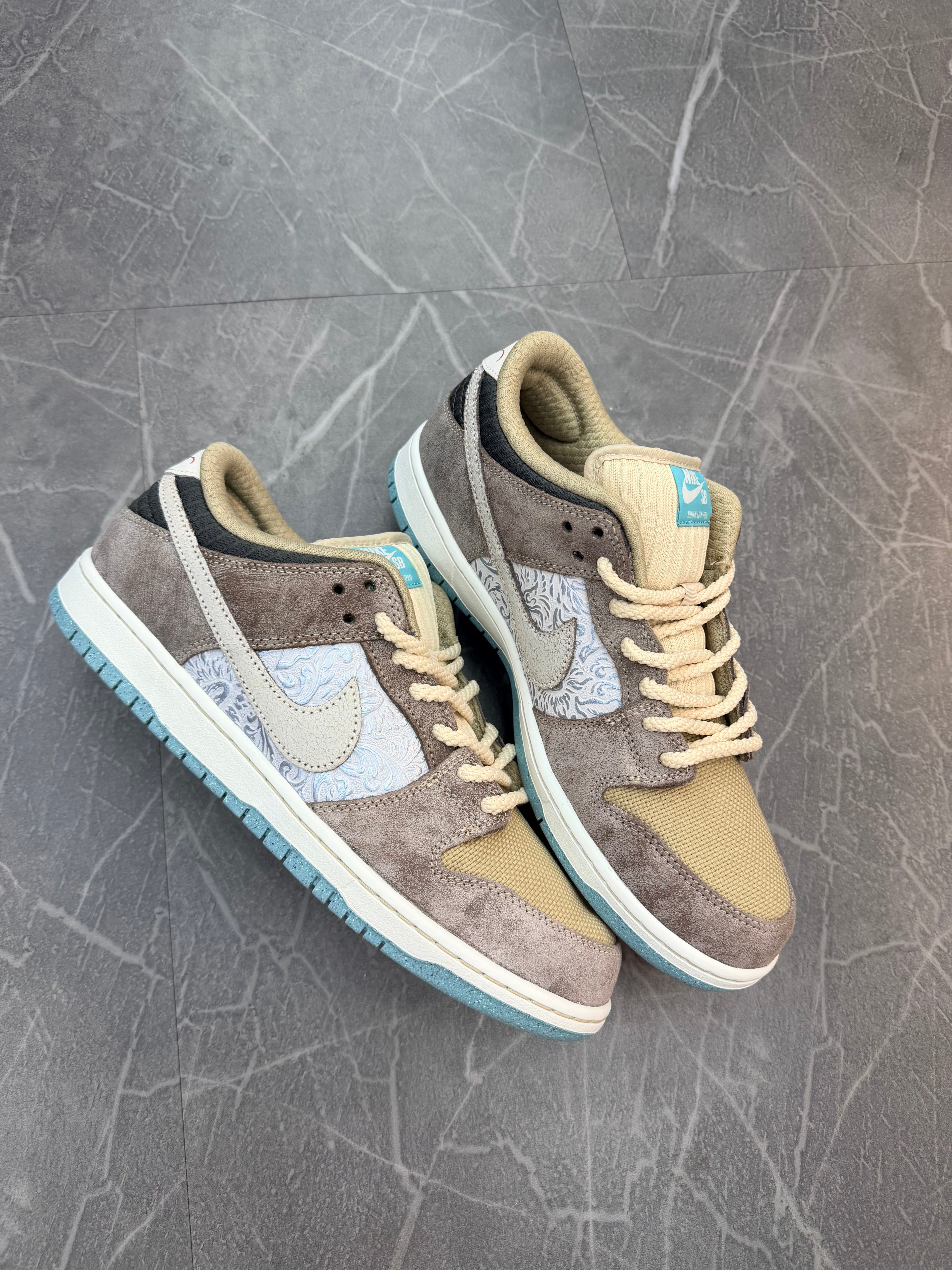 Nike SB Dunk Low “Big Money Savings”