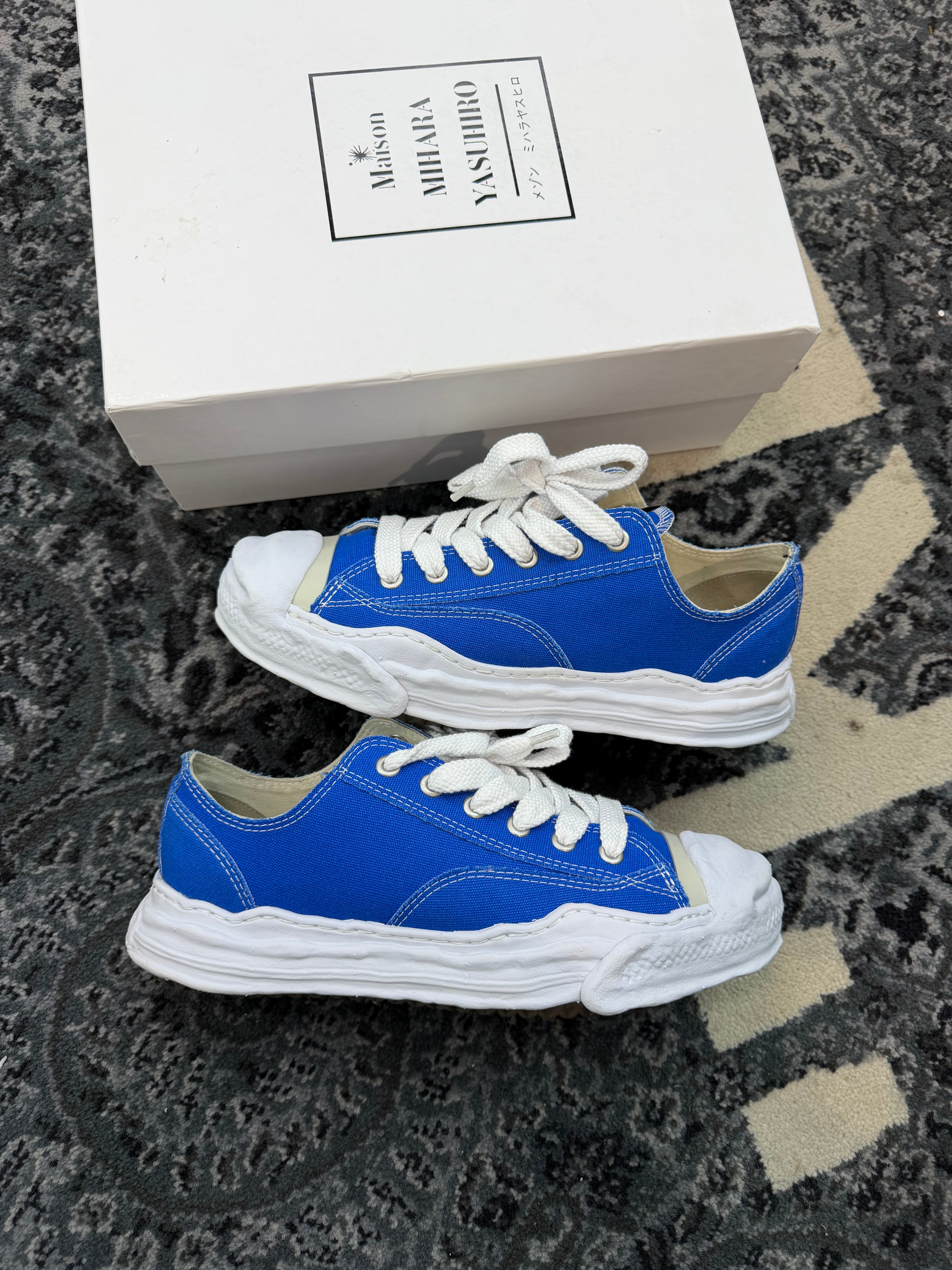 Maison Mihara Sneaker Low “Blue”