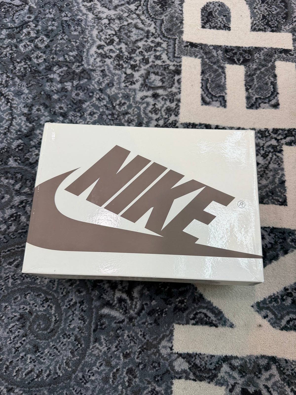 Jordan 1 Low Travis Scott “Canary”
