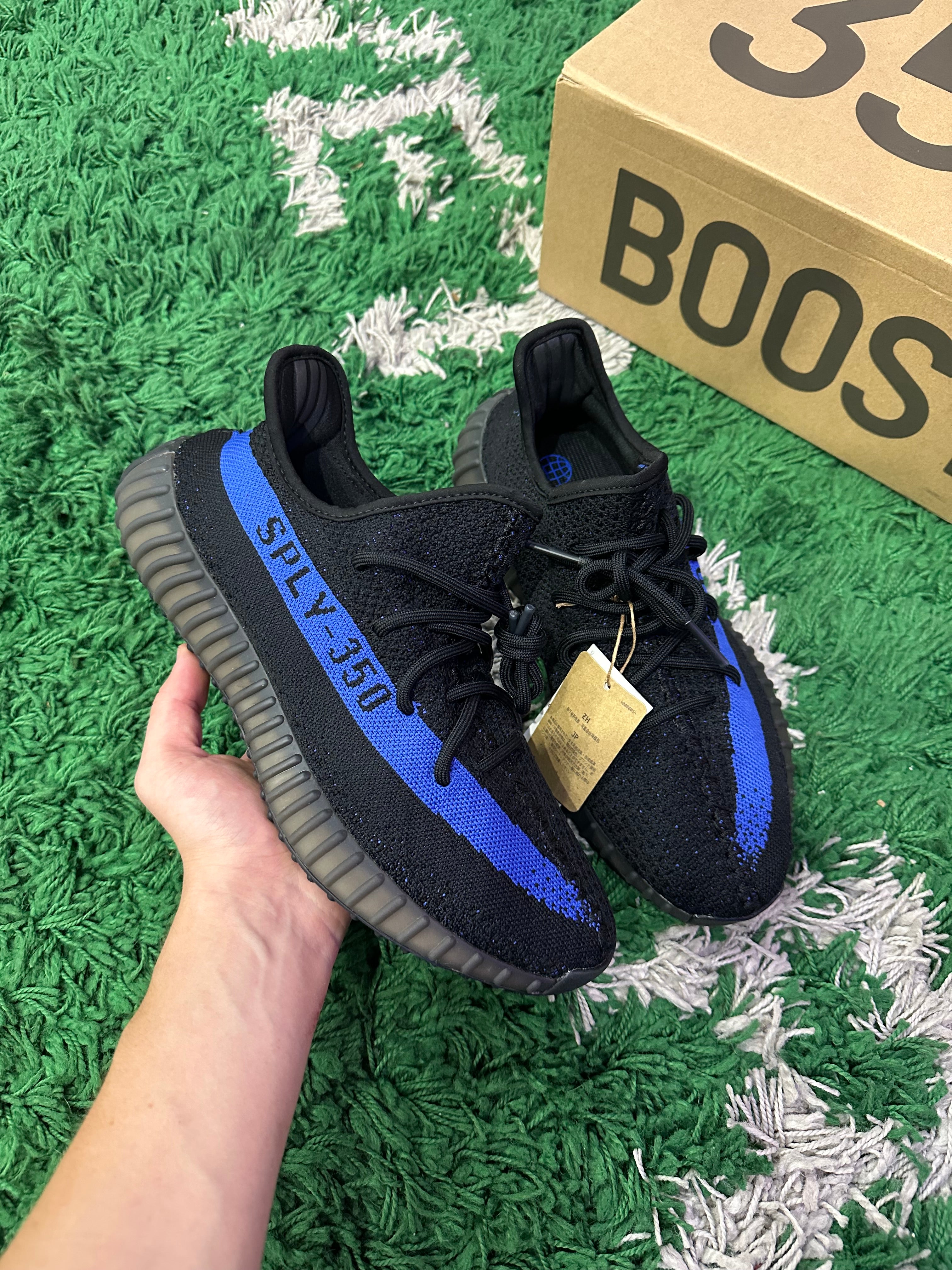 Yeezy Boost 350 “Dazzling Blue”