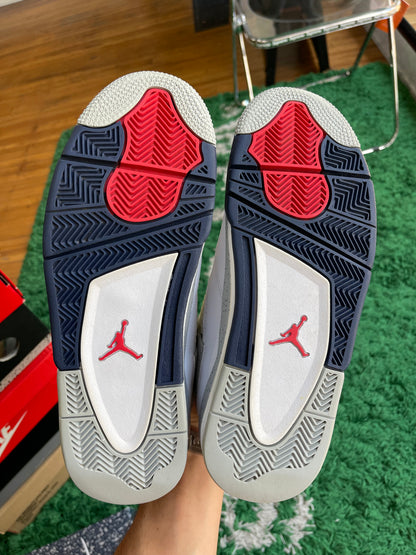 Jordan 4 “Midnight Navy”