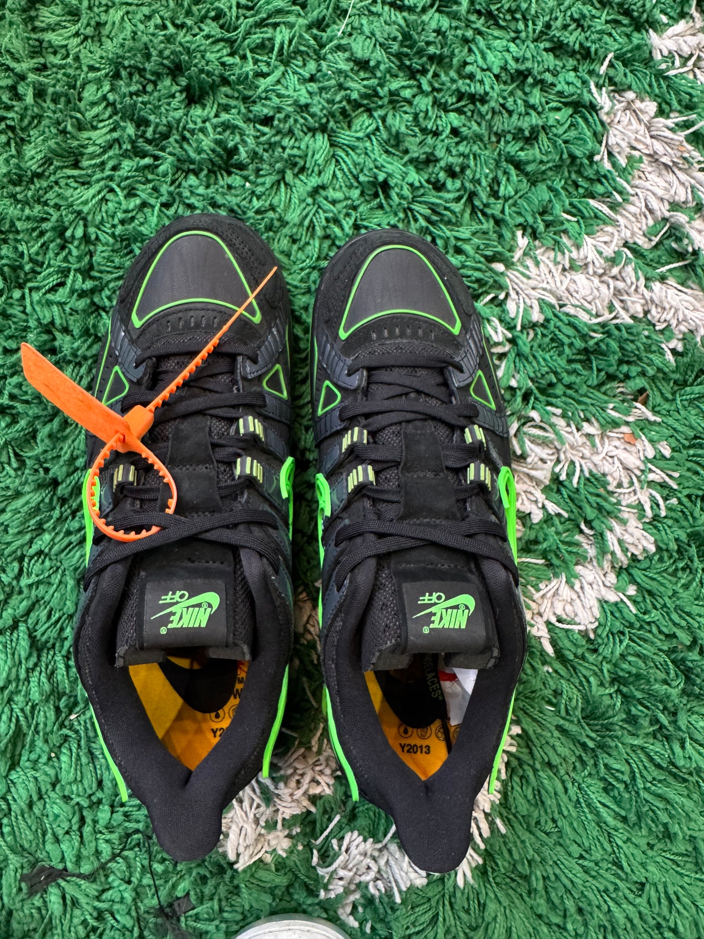 Nike Rubber Dunk Low x Off White “Green Strike”