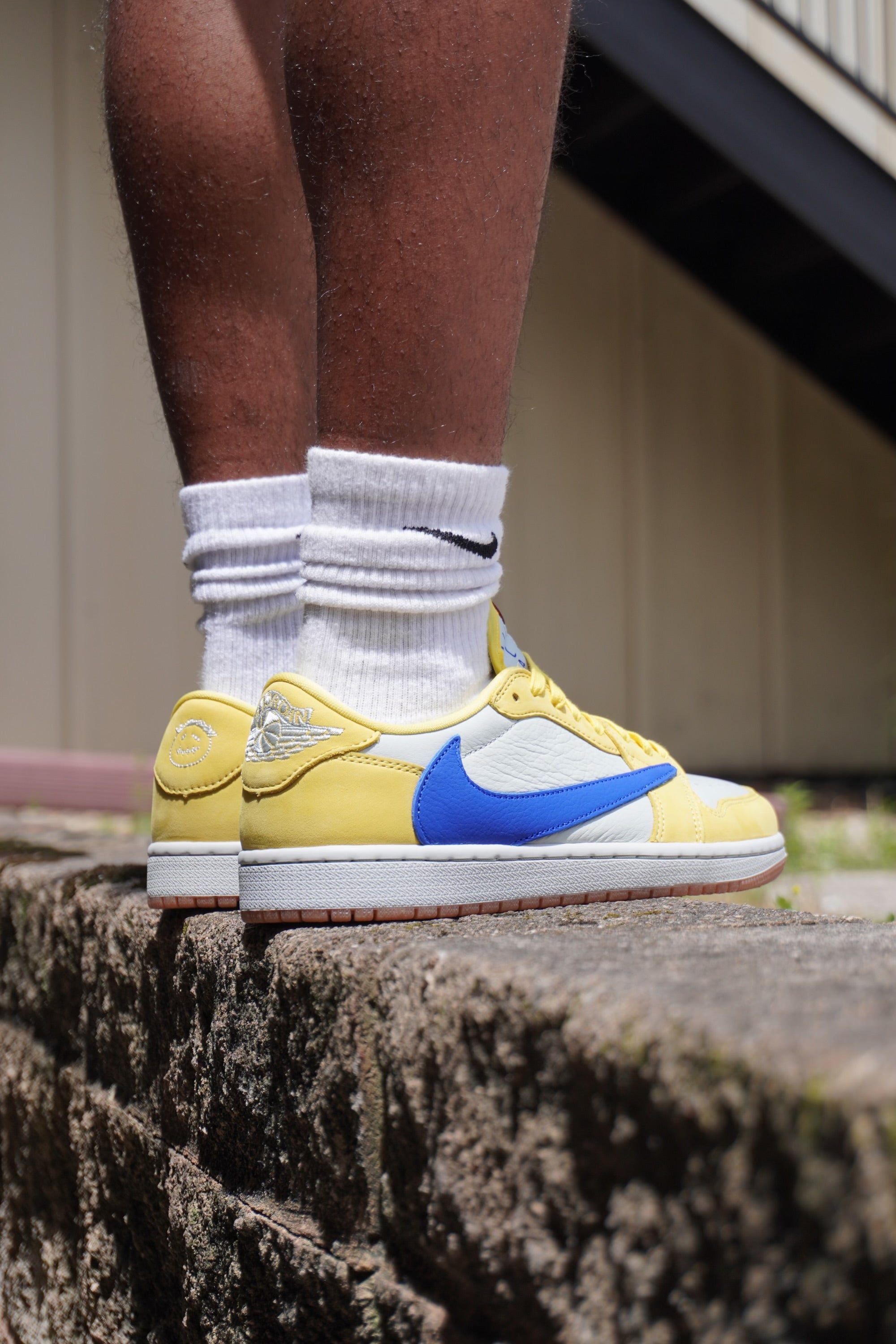 Jordan 1 Low x Travis Scott “Canary”