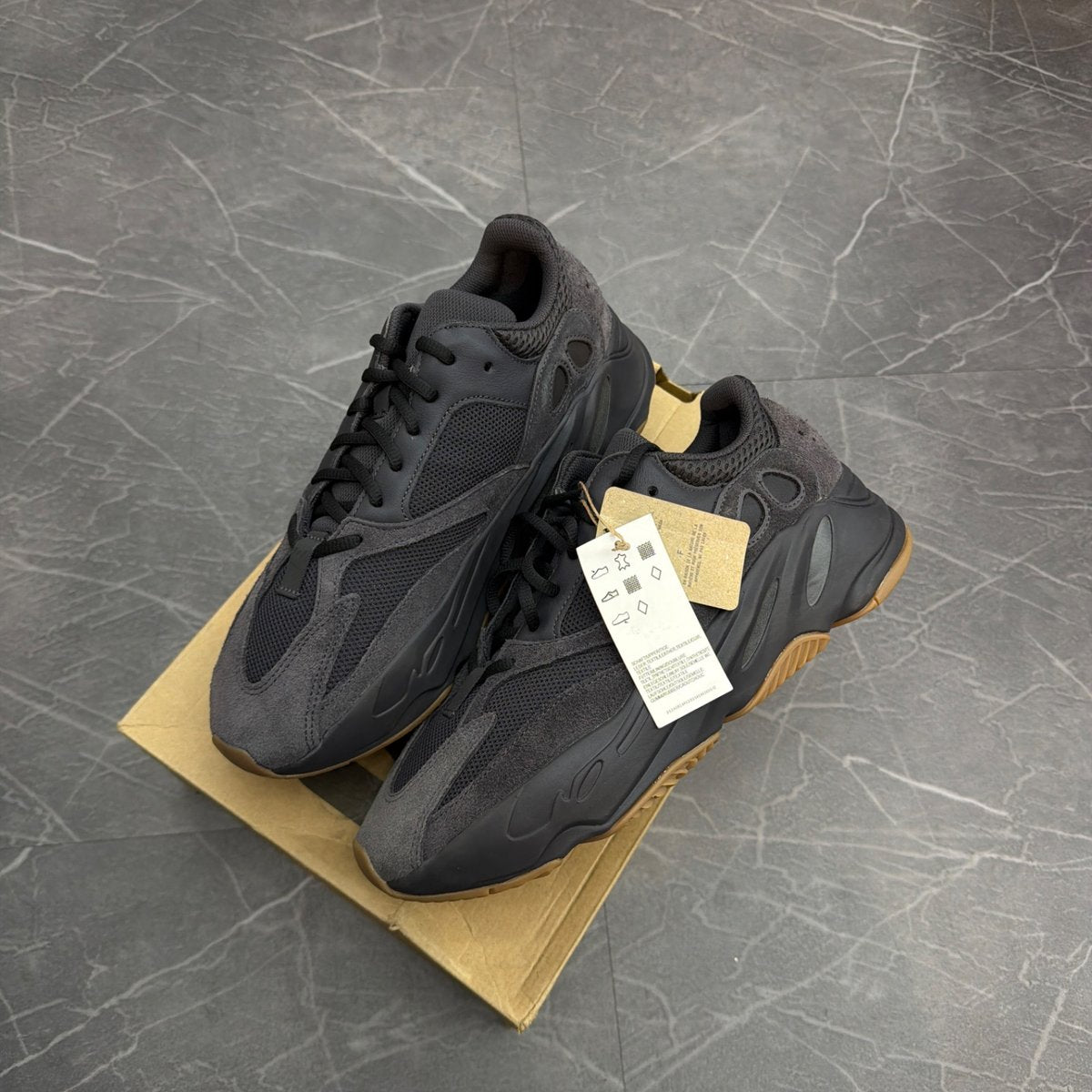 adidas Yeezy Boost 700 Utility Black - Image 2