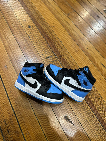 Jordan 1 High “UNC”