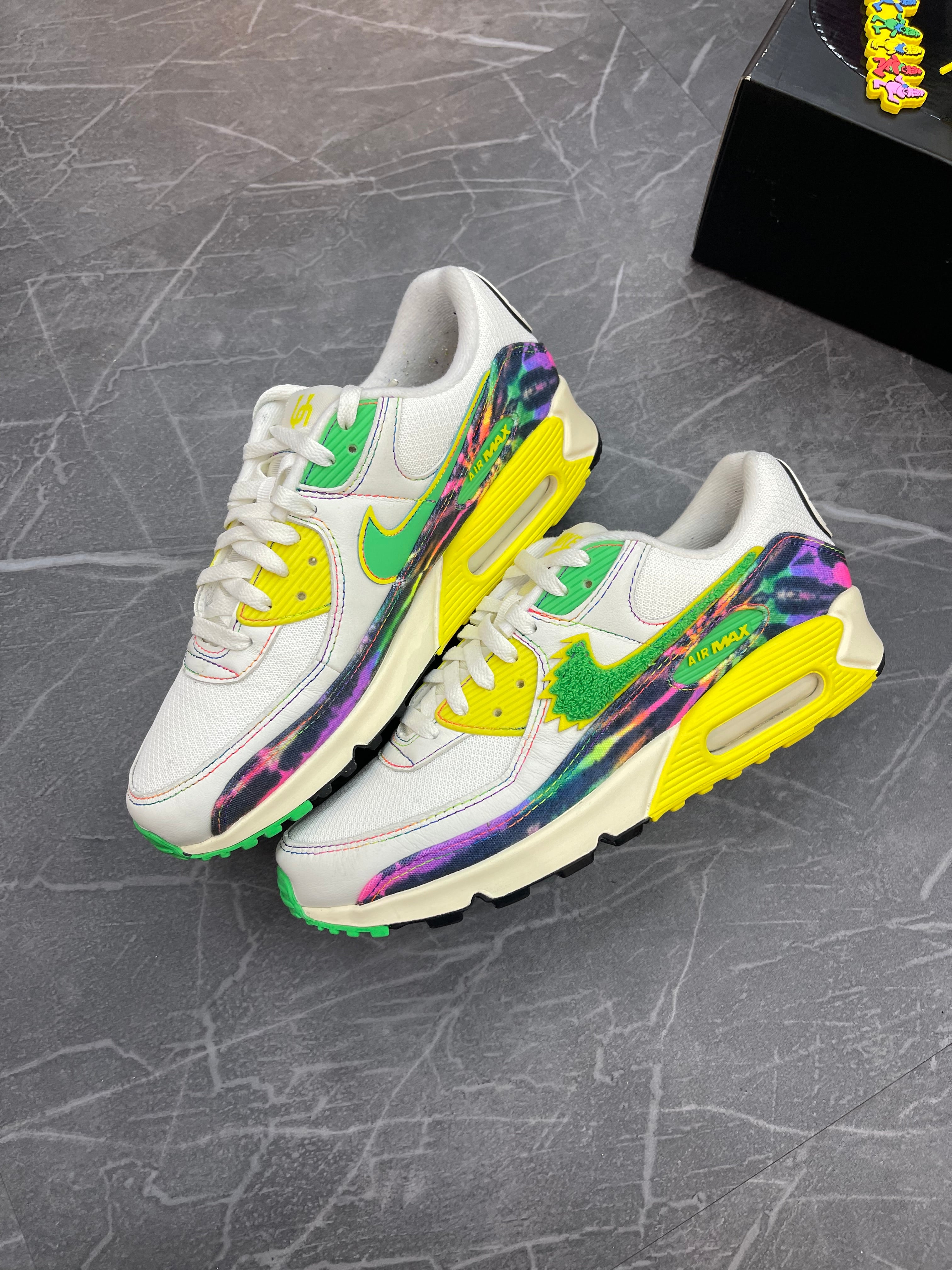 Nike Air Max 90 x Oregon “Grateful Dead”
