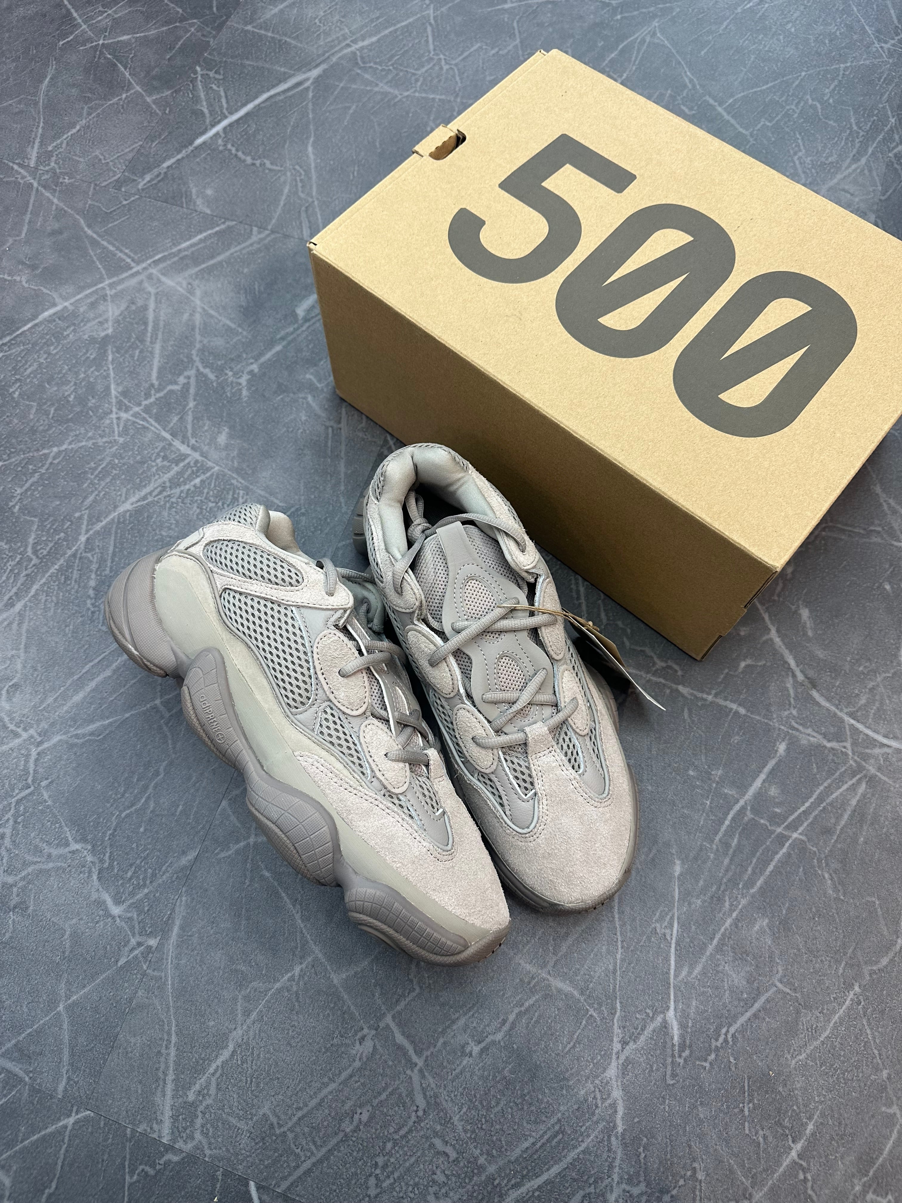Yeezy 500 “Ash Grey”