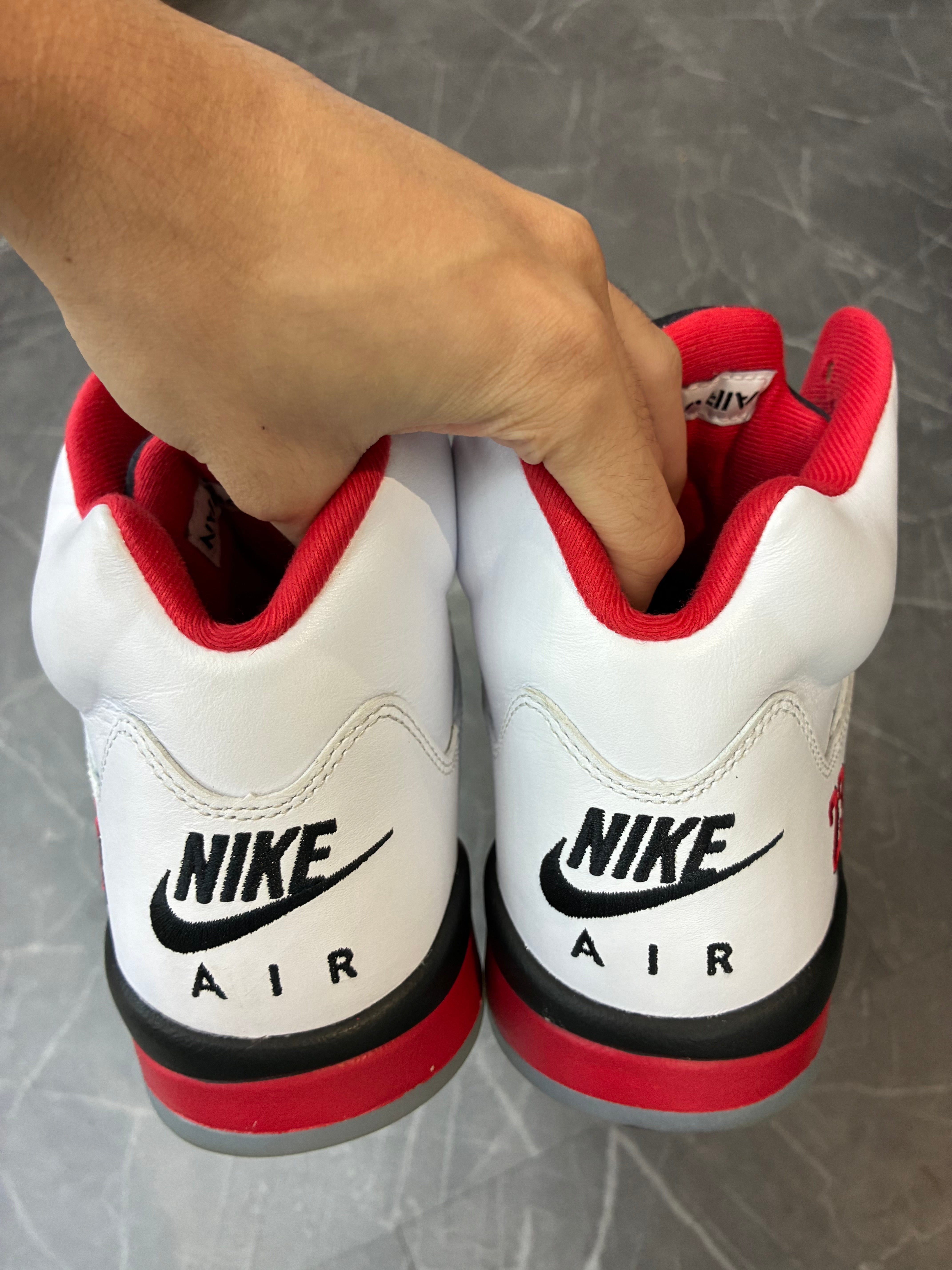 Jordan 5 “Fire Red Black Tongue”