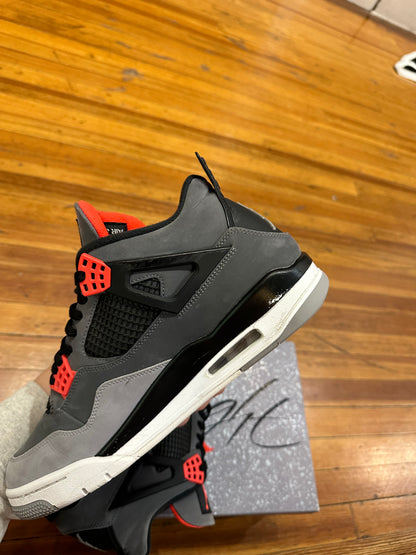 Jordan 4 “Infrared”