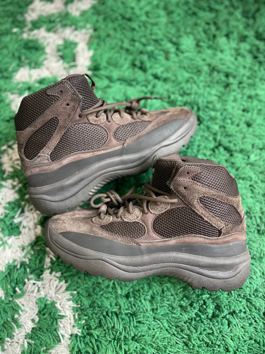 Yeezy Desert Boot “Oil”