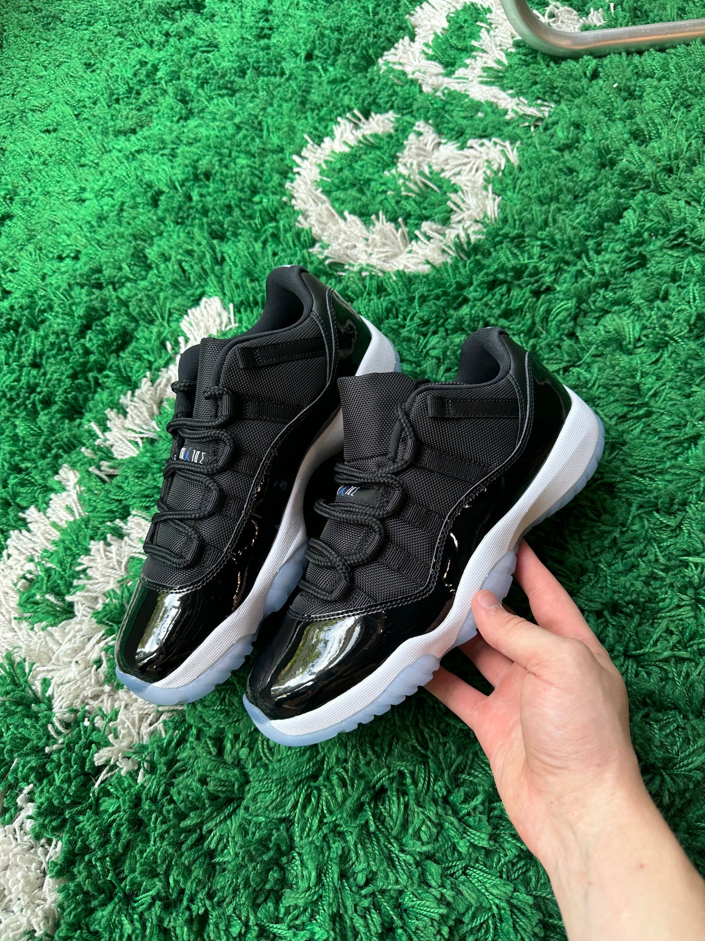 Jordan 11 Low “Space Jam”