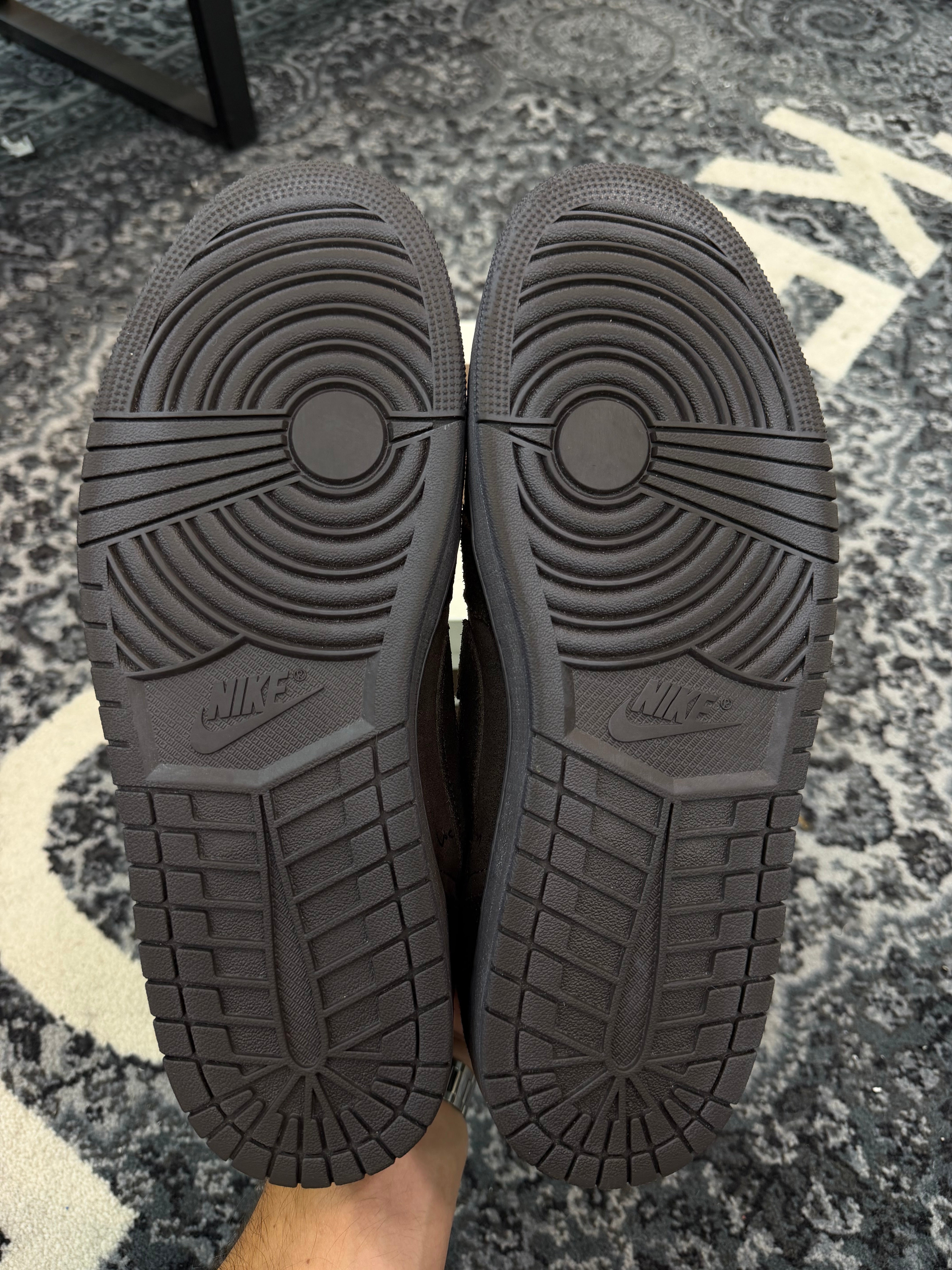 Jordan 1 Low x Travis Scott “Velvet Brown”